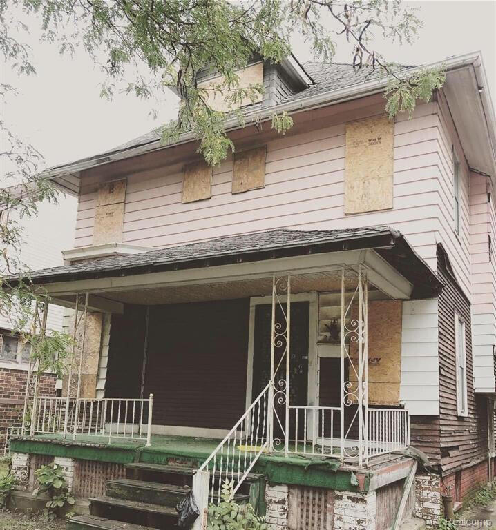 280 Holbrook Detroit City MI 48202