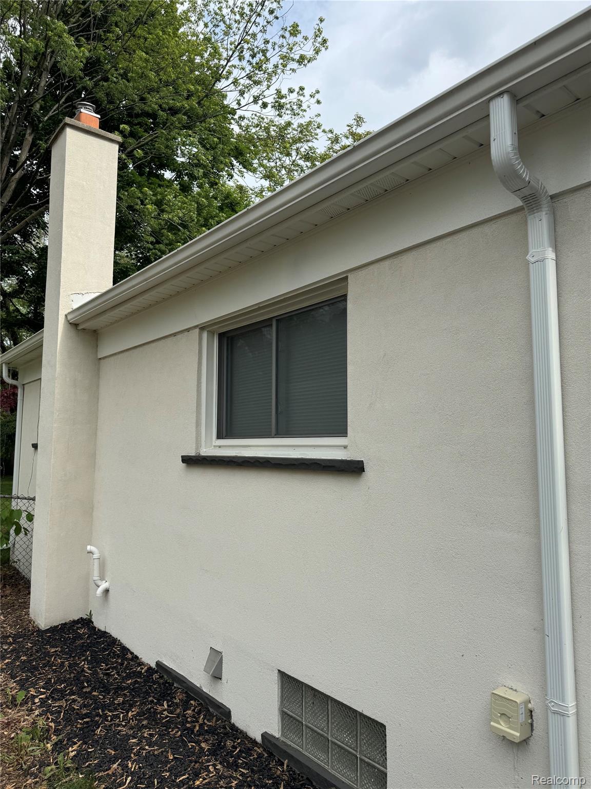 8511 Allen Road Allen Park City MI 48101