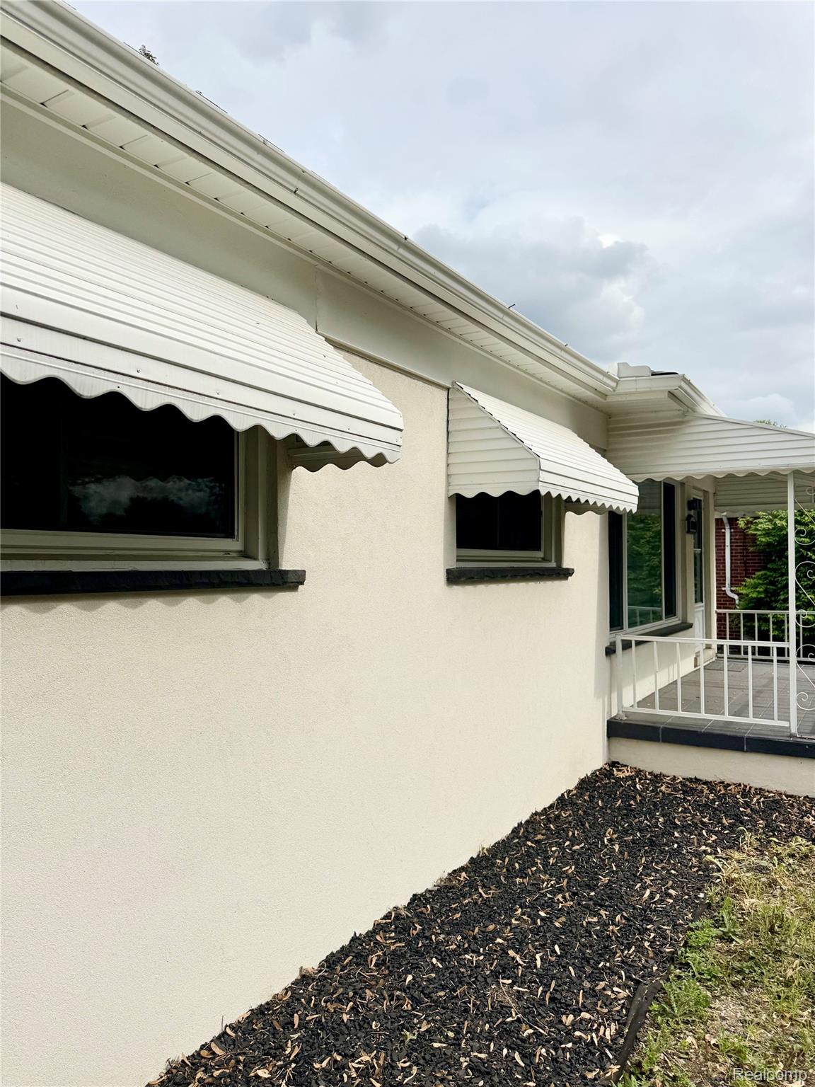 8511 Allen Road Allen Park City MI 48101