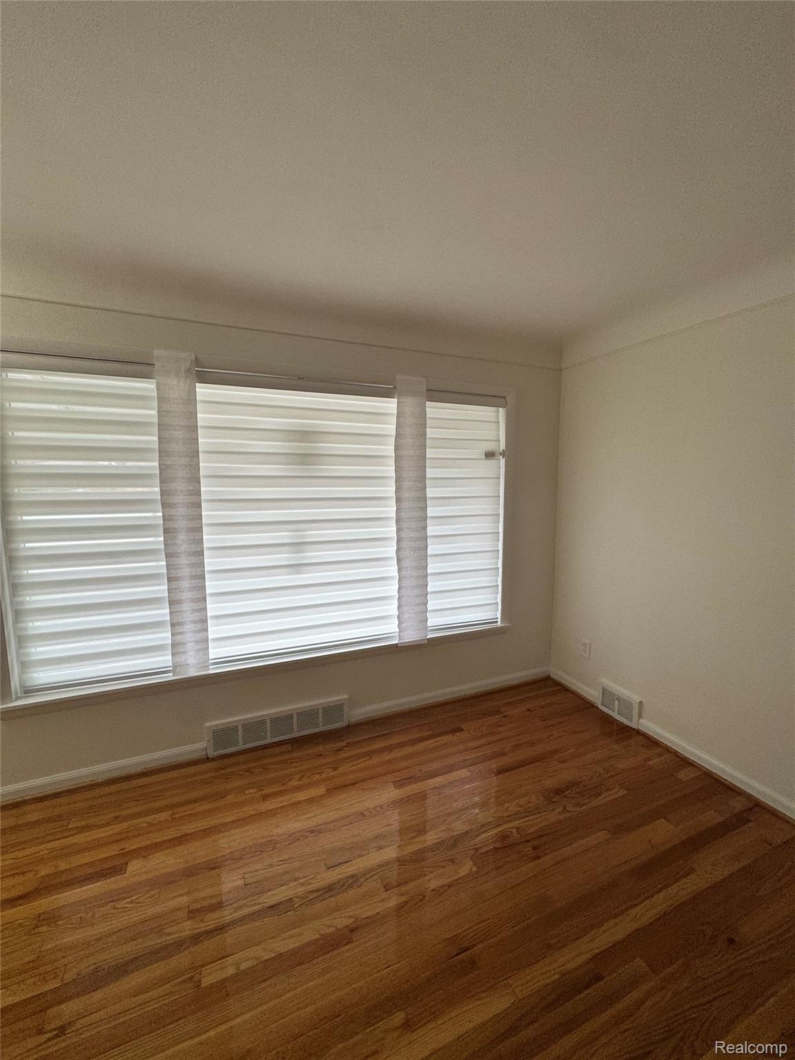 8511 Allen Road Allen Park City MI 48101