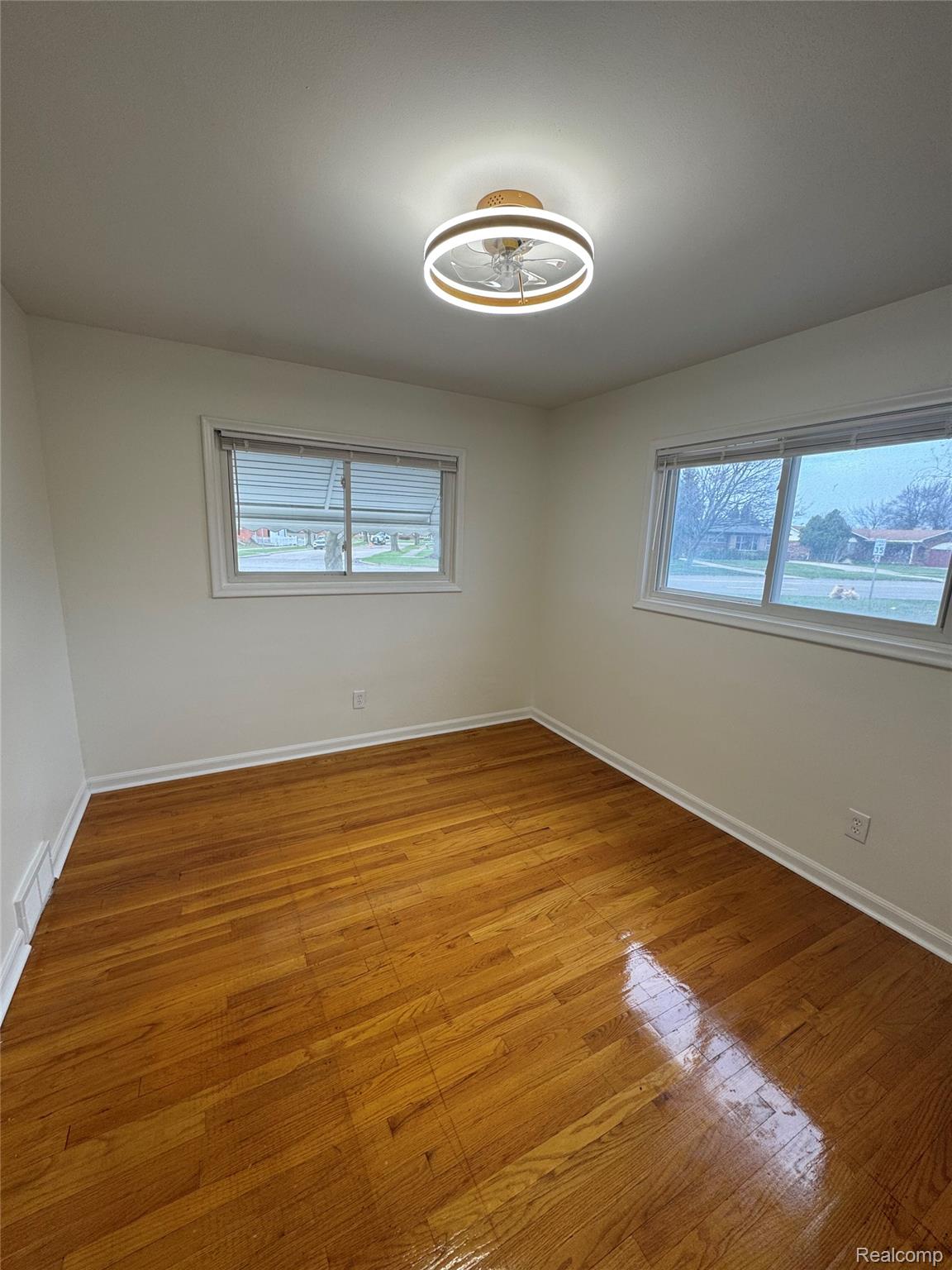 8511 Allen Road Allen Park City MI 48101