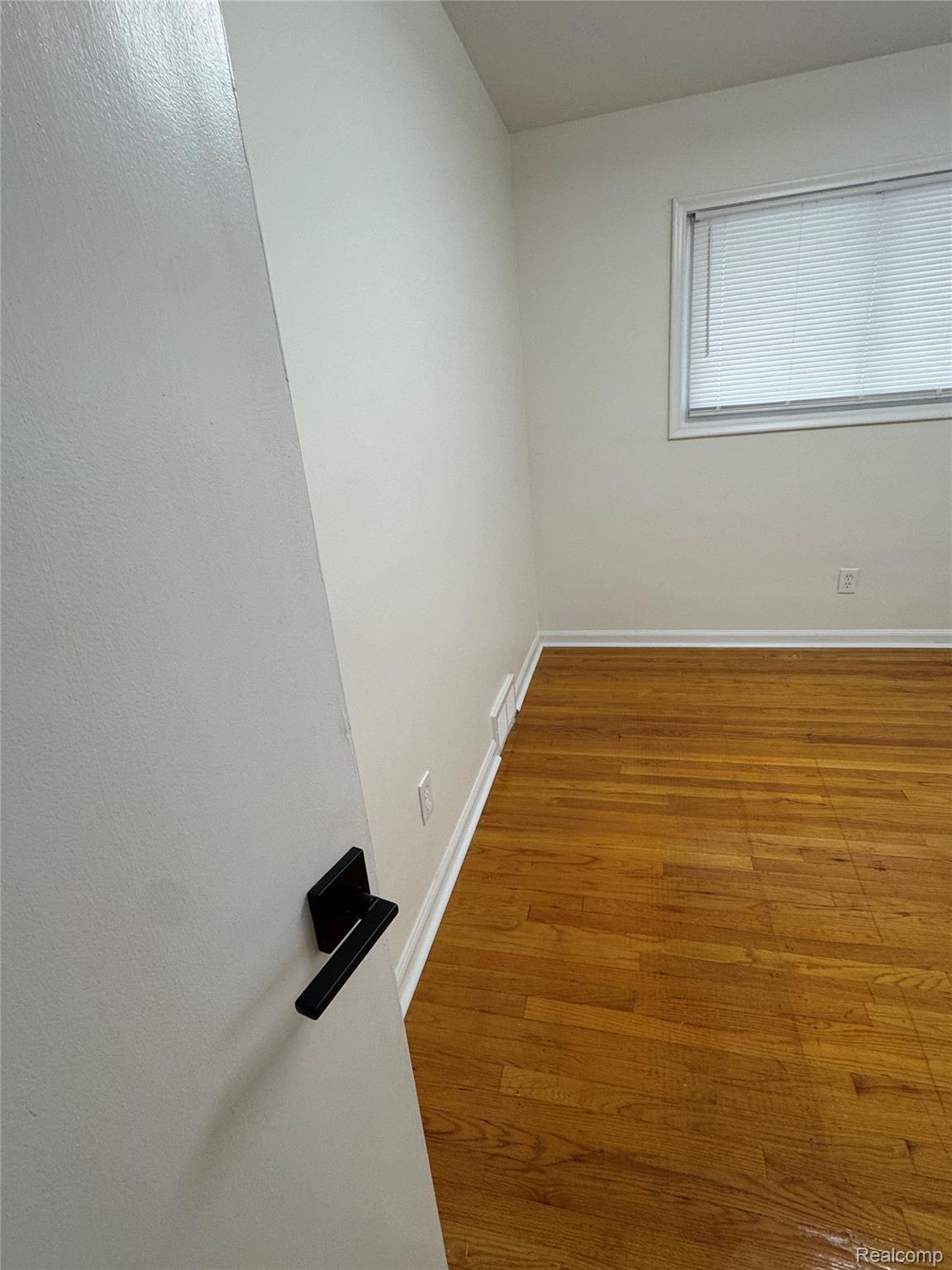 8511 Allen Road Allen Park City MI 48101