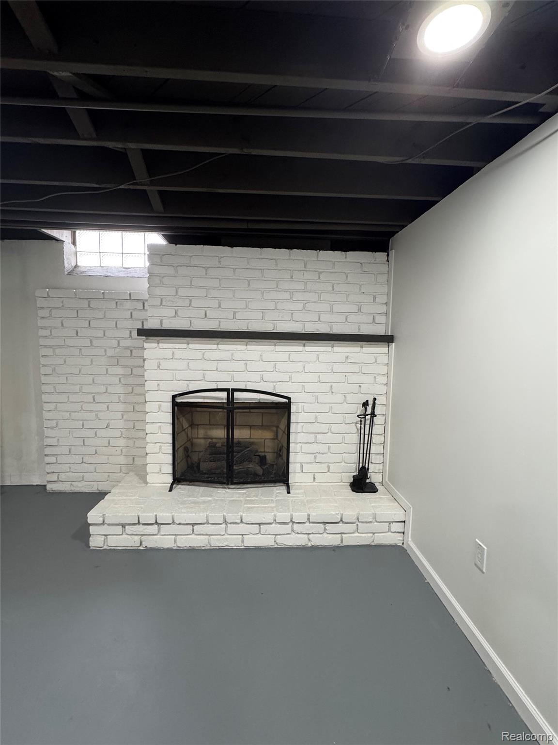 8511 Allen Road Allen Park City MI 48101