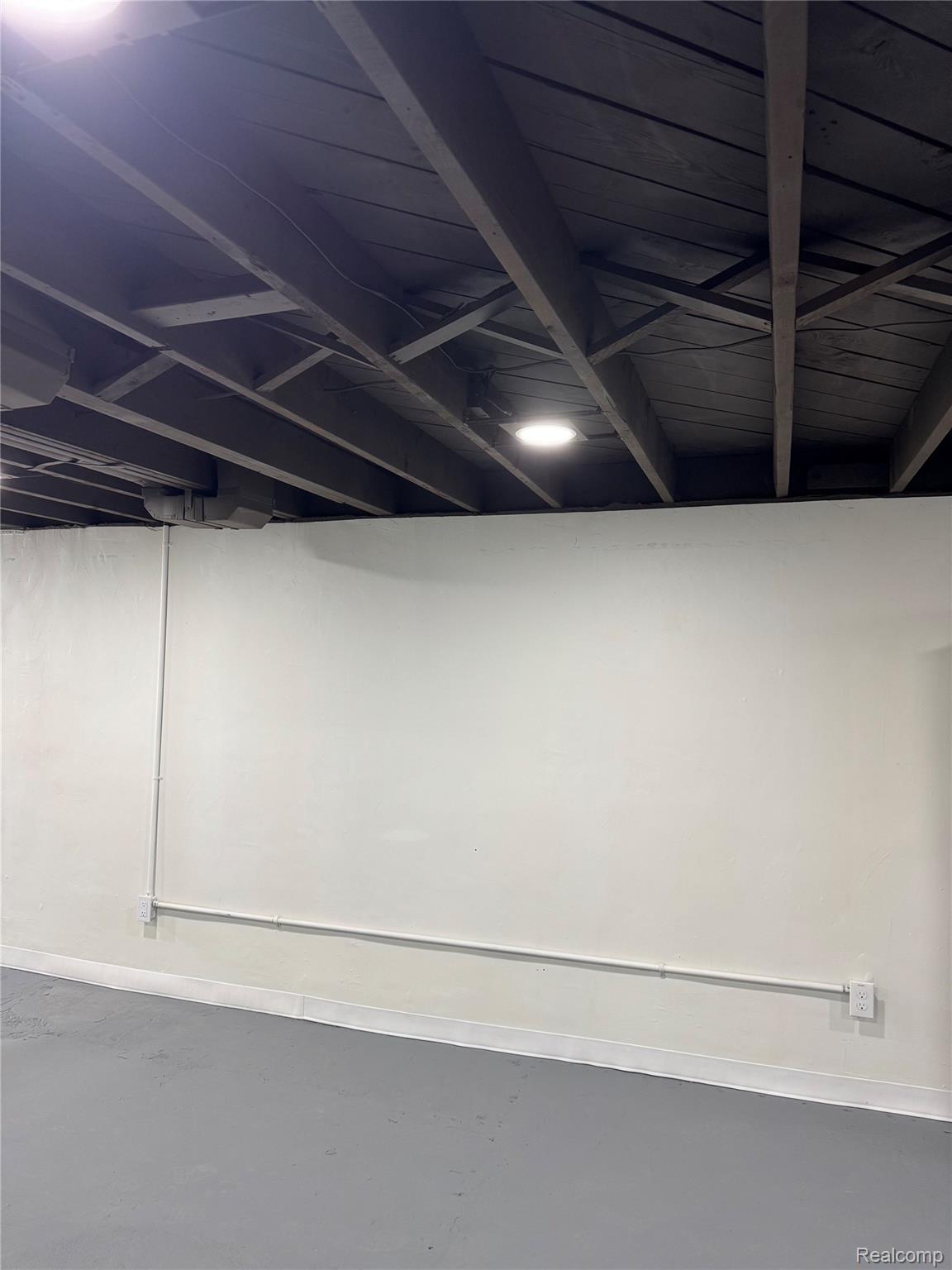 8511 Allen Road Allen Park City MI 48101