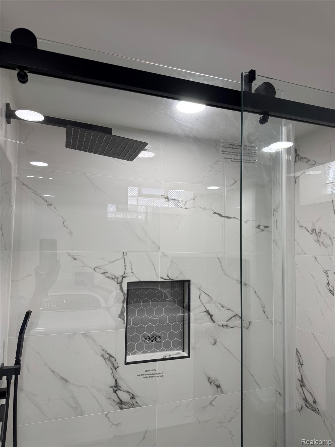 8511 Allen Road Allen Park City MI 48101