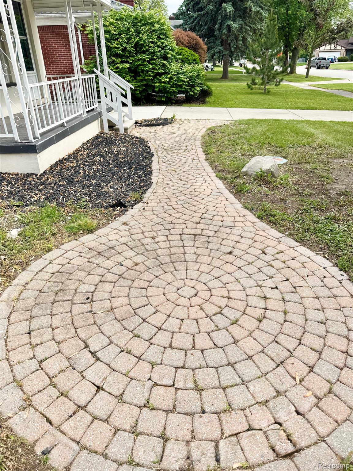 8511 Allen Road Allen Park City MI 48101