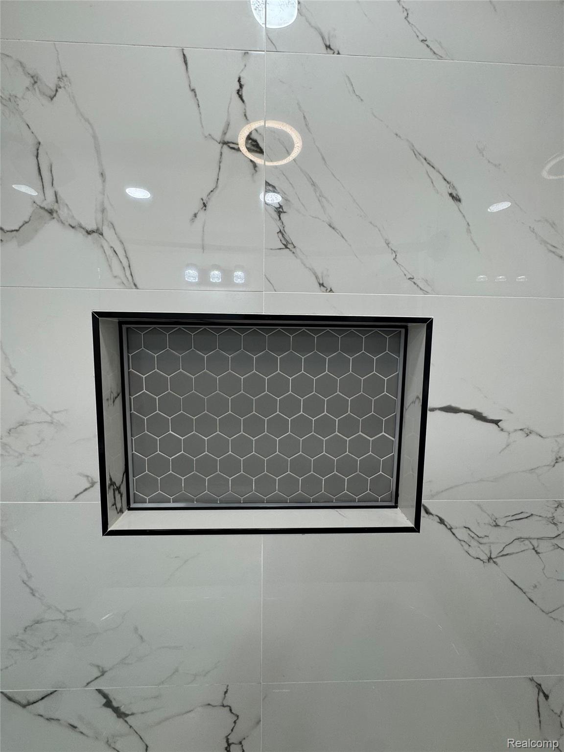 8511 Allen Road Allen Park City MI 48101