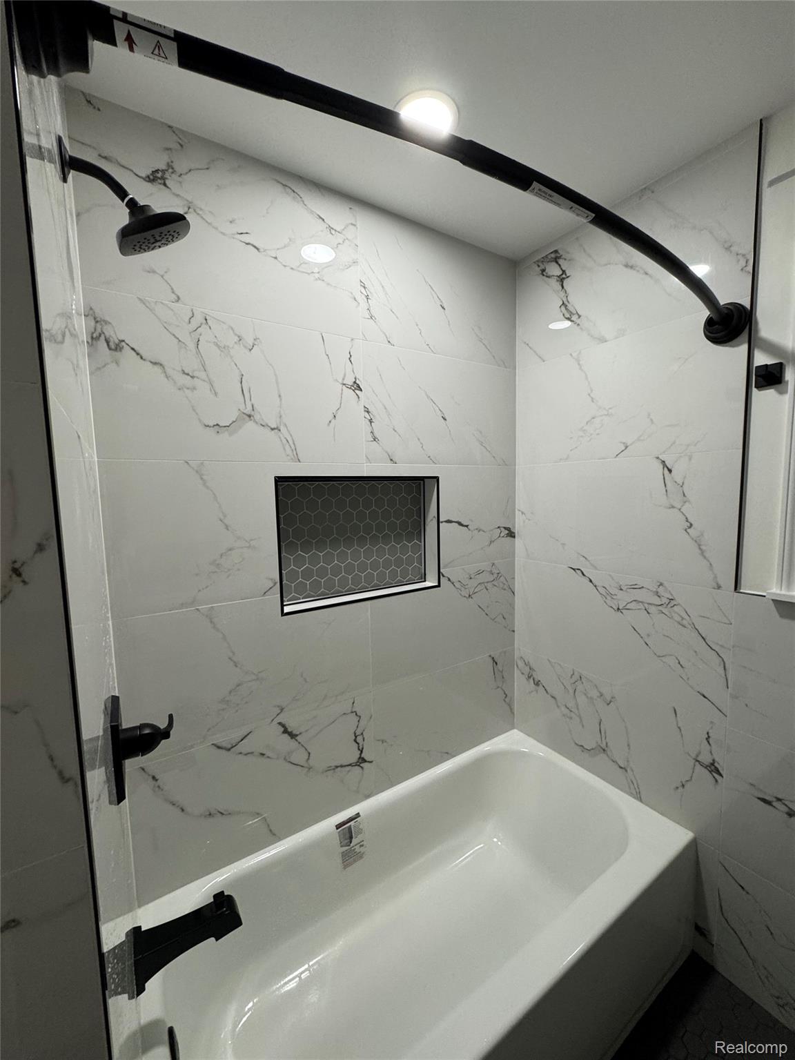 8511 Allen Road Allen Park City MI 48101