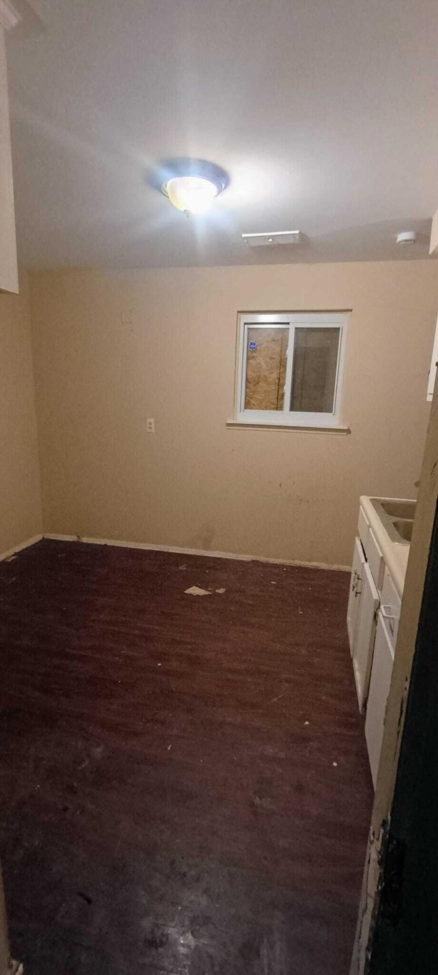 6121 Plainview Avenue Detroit City MI 48228
