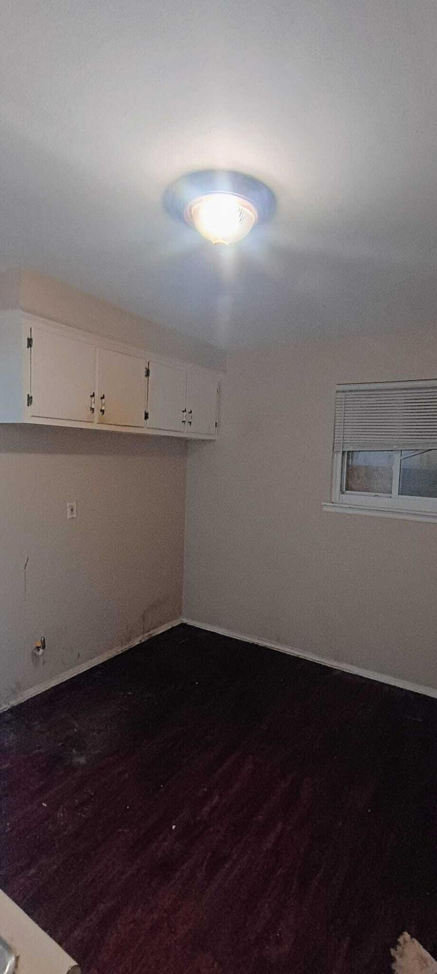 6121 Plainview Avenue Detroit City MI 48228