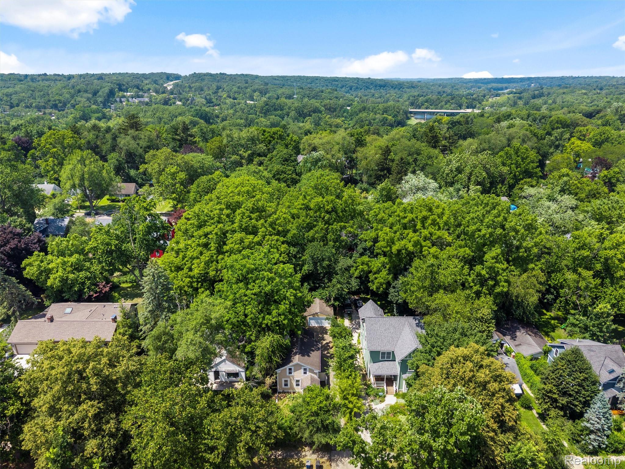 1713 Pontiac Trail Ann Arbor City MI 48105