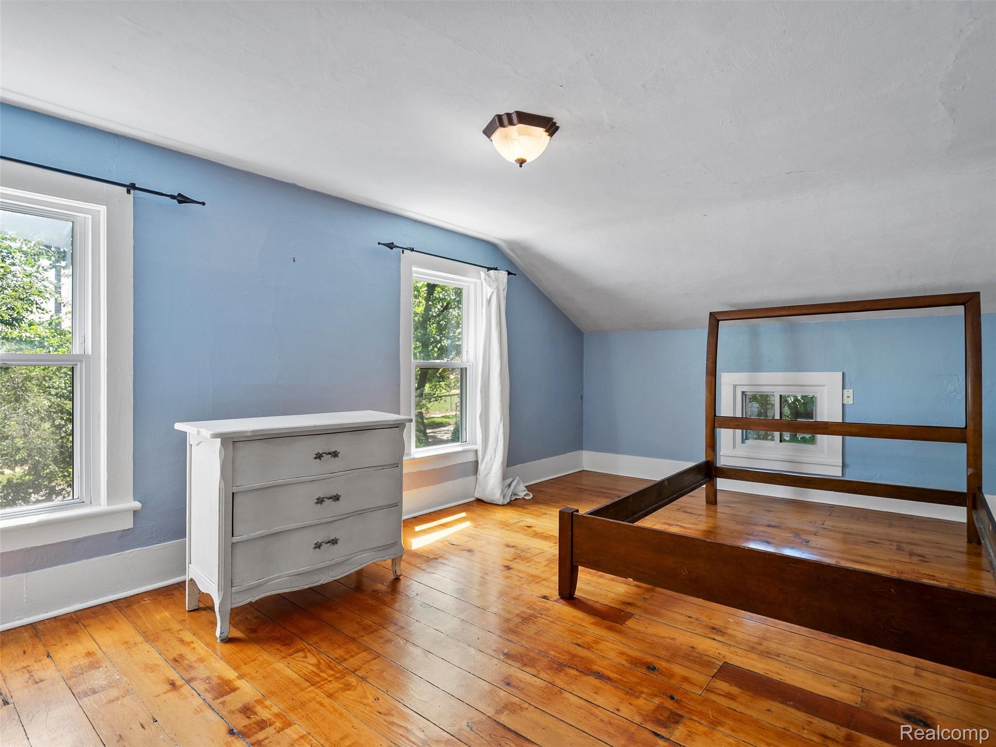 1713 Pontiac Trail Ann Arbor City MI 48105