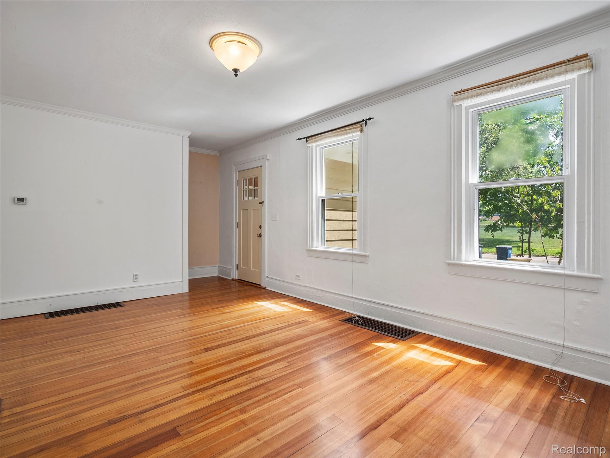 1713 Pontiac Trail Ann Arbor City MI 48105