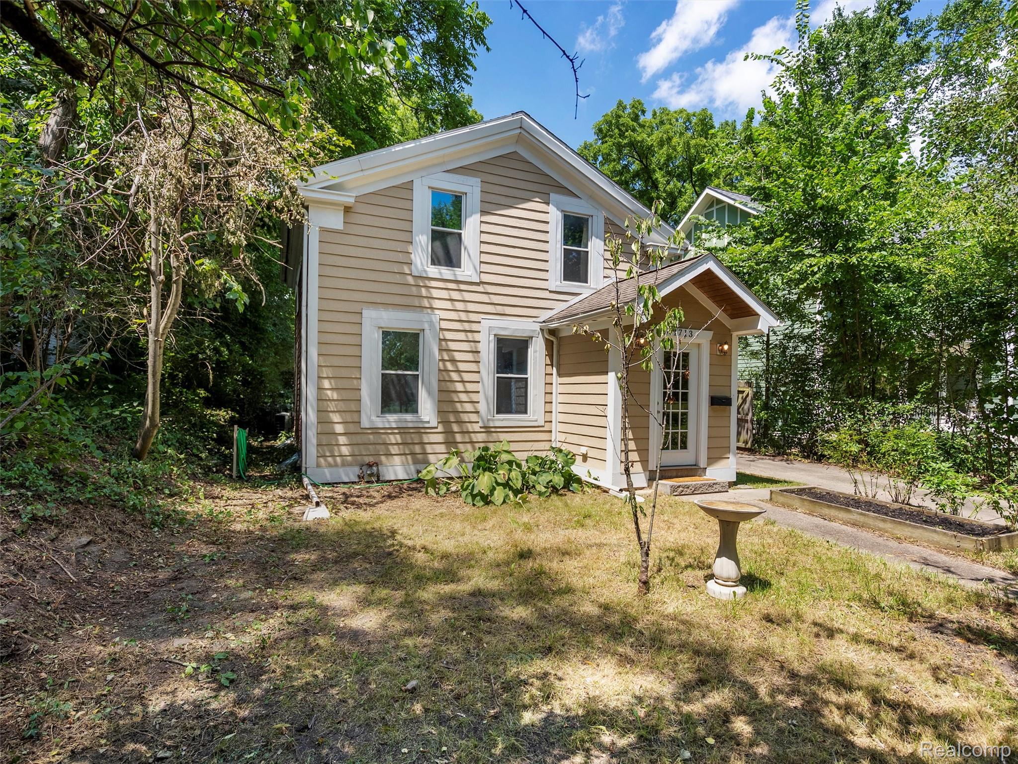 1713 Pontiac Trail Ann Arbor City MI 48105