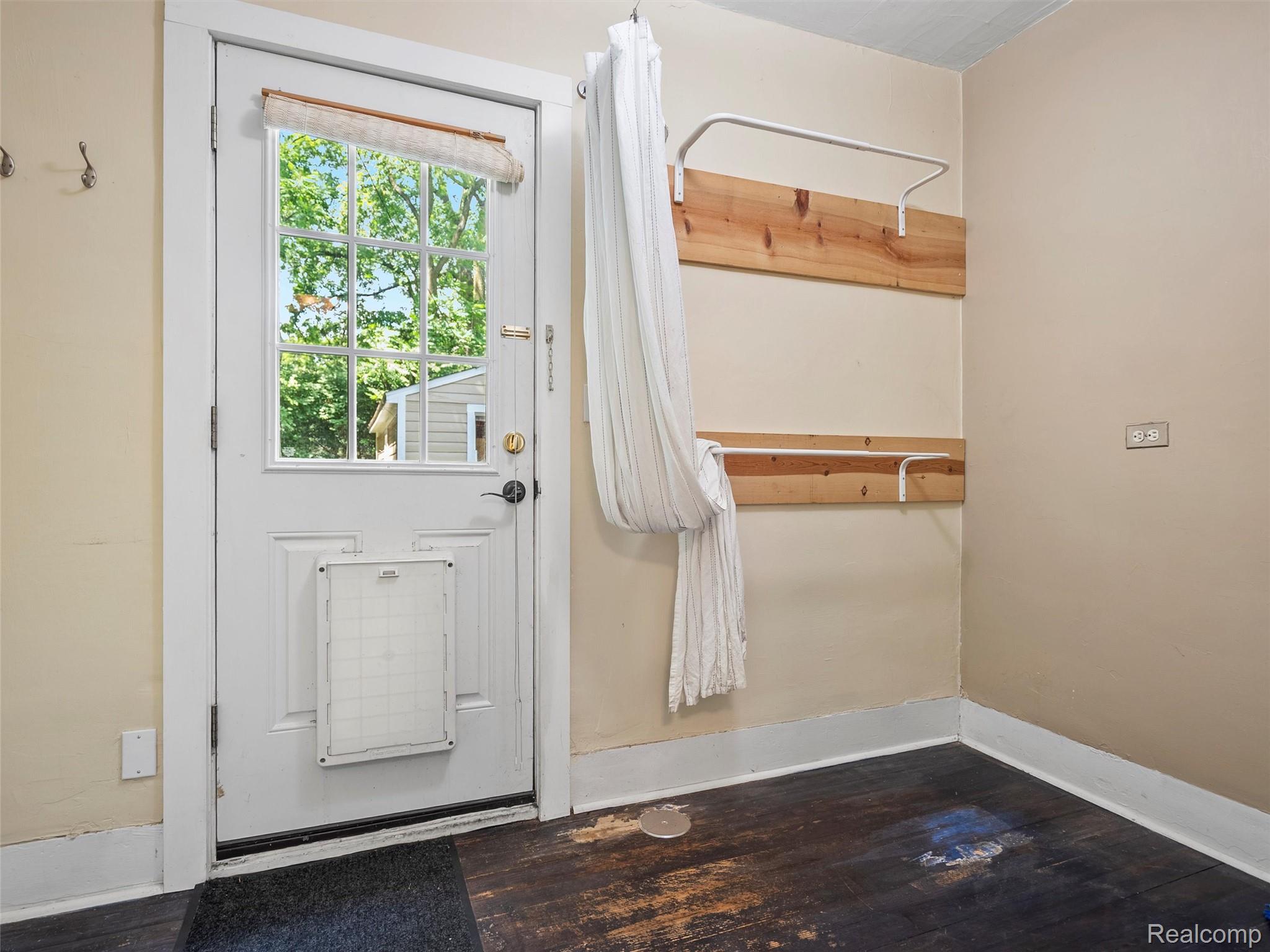 1713 Pontiac Trail Ann Arbor City MI 48105