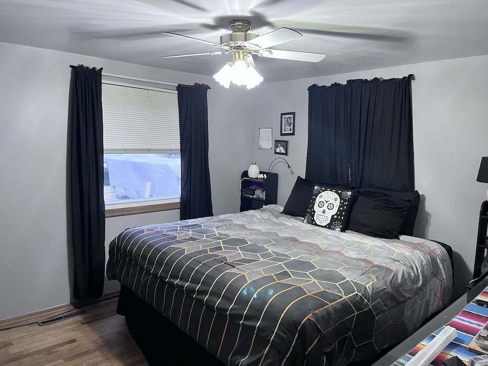 1090 Cabot Flint Charter Township MI 48532