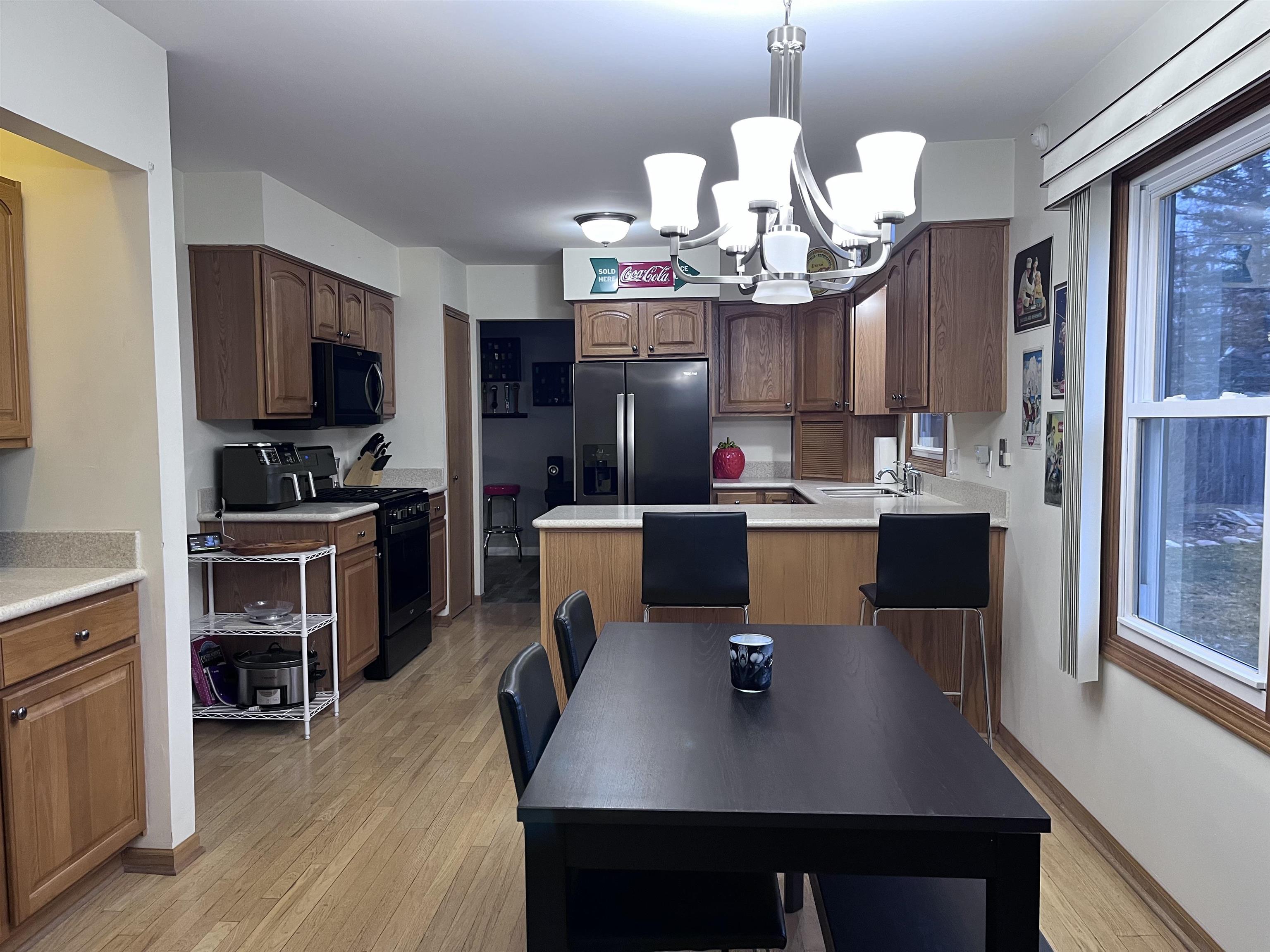 1090 Cabot Flint Charter Township MI 48532