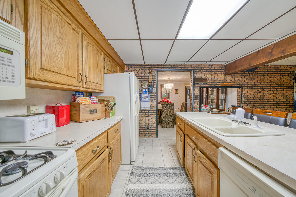 26160 Princeton Street Inkster City MI 48141
