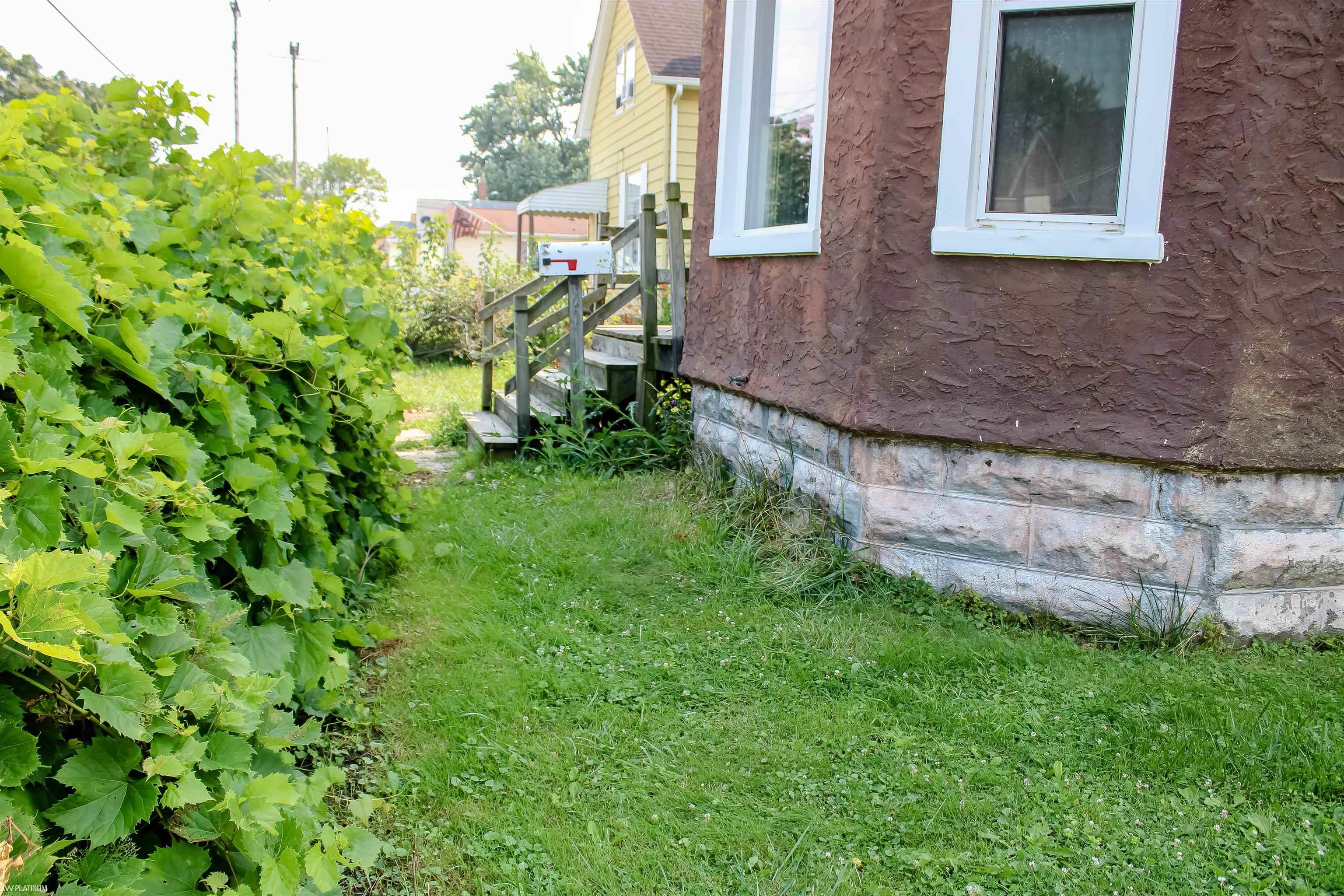 443 11th Street Port Huron City MI 48060
