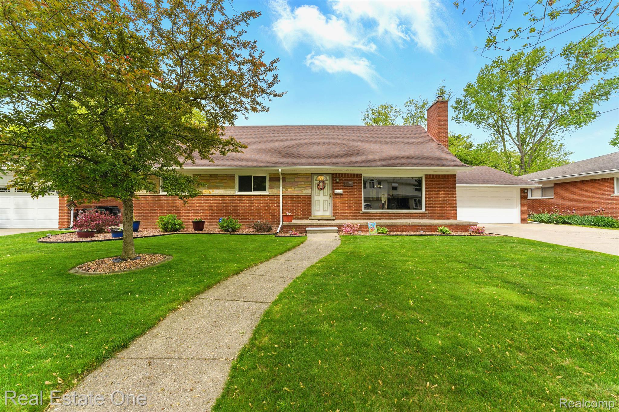 10836 Andrews Avenue Allen Park City MI 48101