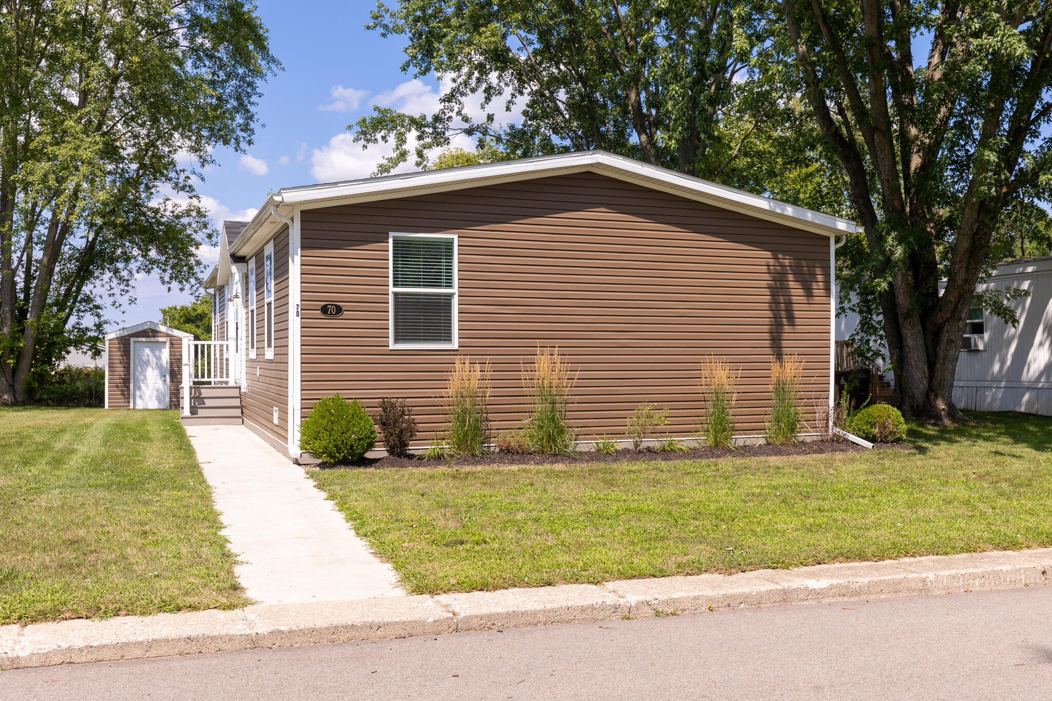 714 Mill Street Leslie City MI 49251