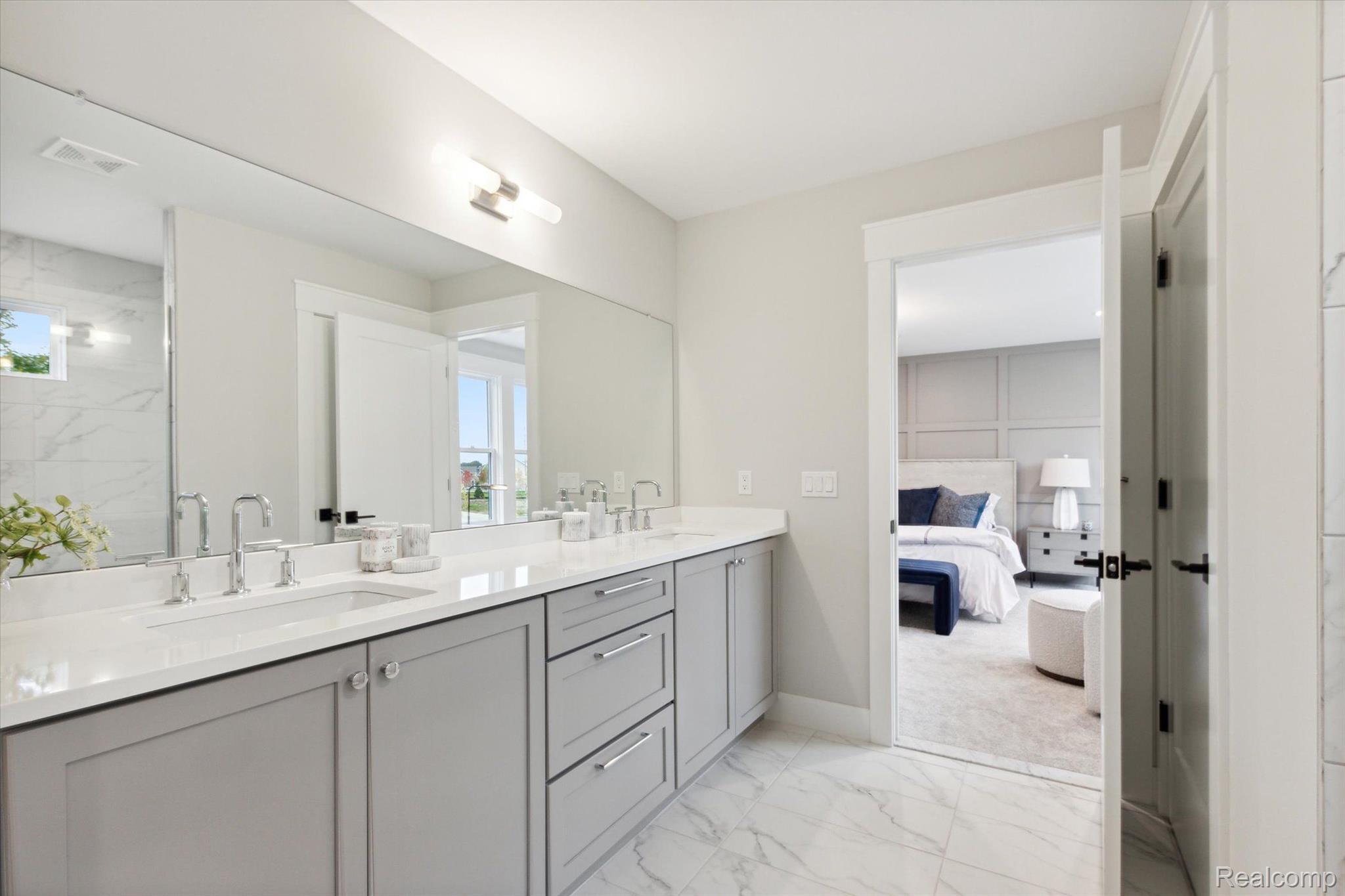 50272 Hedgewood Drive Canton Charter Township MI 48187