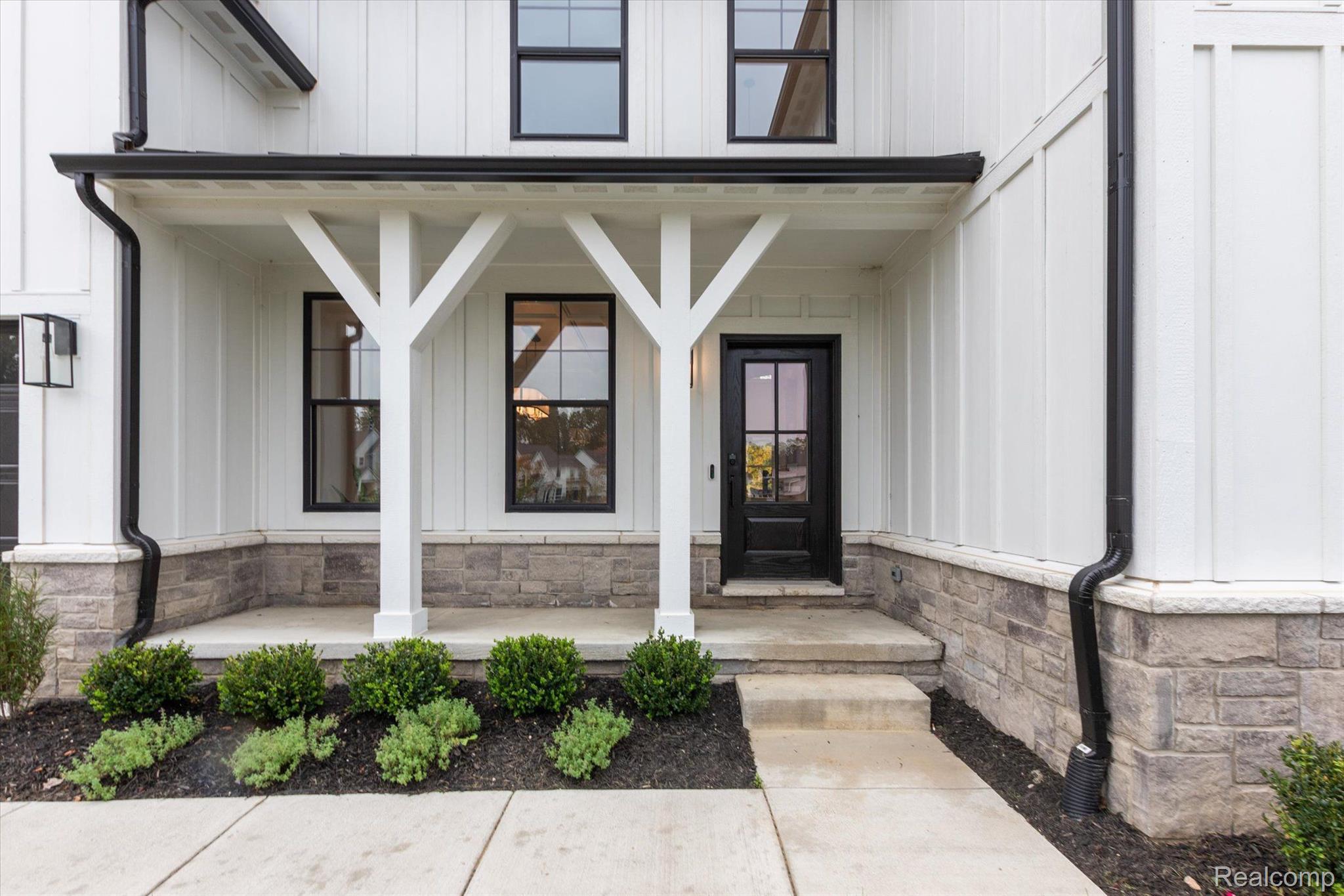 50272 Hedgewood Drive Canton Charter Township MI 48187