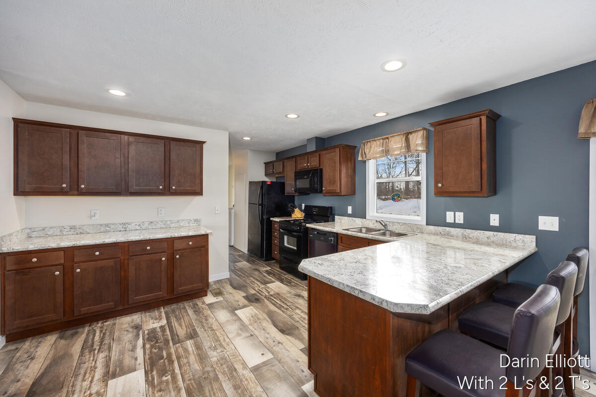 7204 E Grand River Avenue Portland Township MI 48875