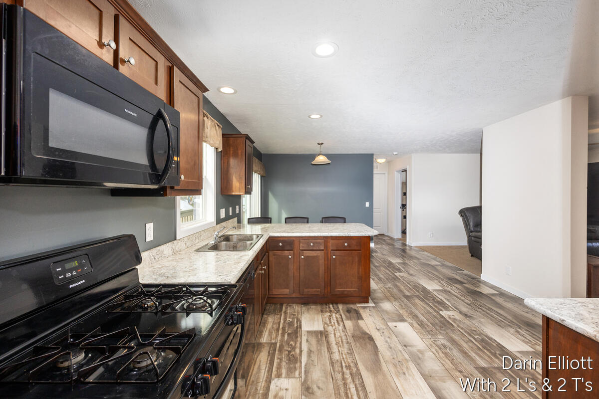 7204 E Grand River Avenue Portland Township MI 48875