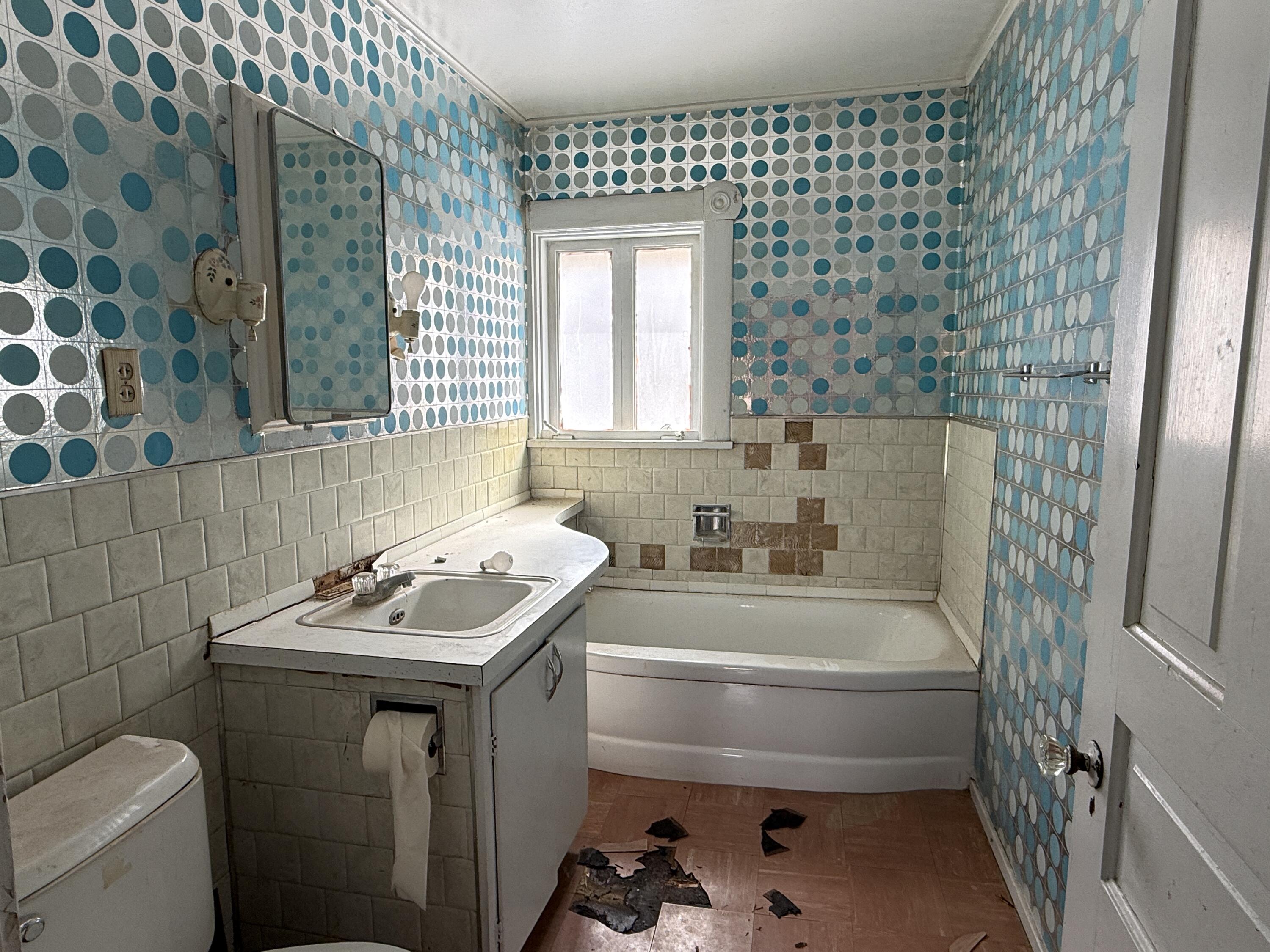 504 S Superior Street Albion City MI 49224