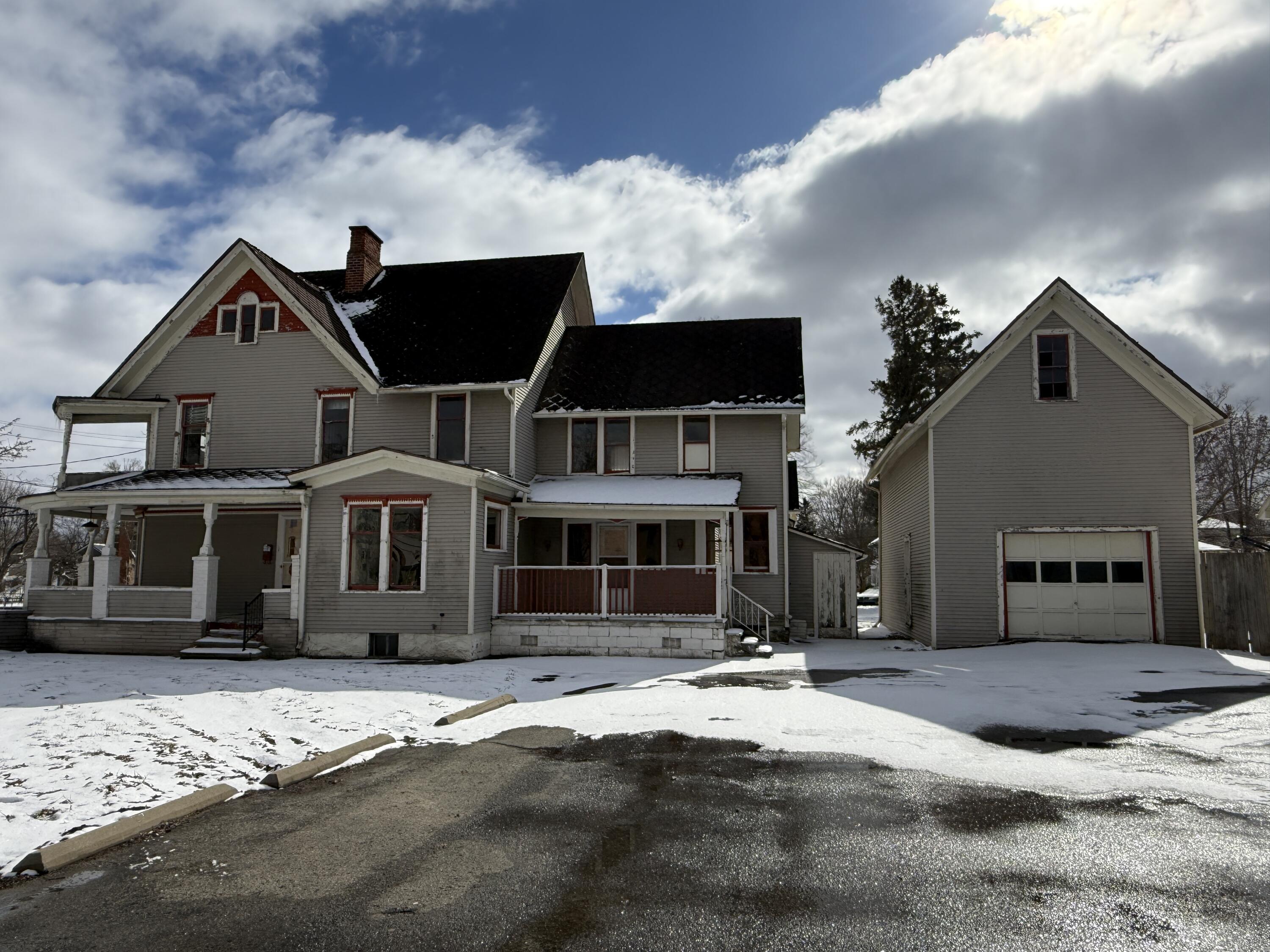 504 S Superior Street Albion City MI 49224