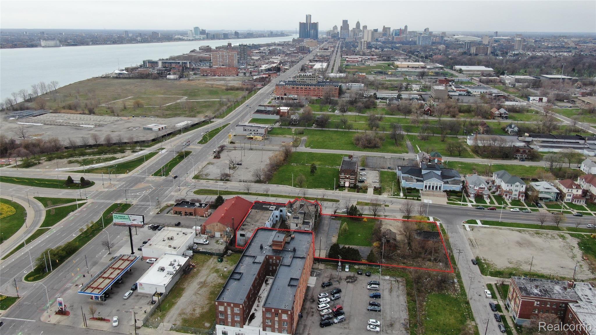 130 E Grand Boulevard Detroit City MI 48207