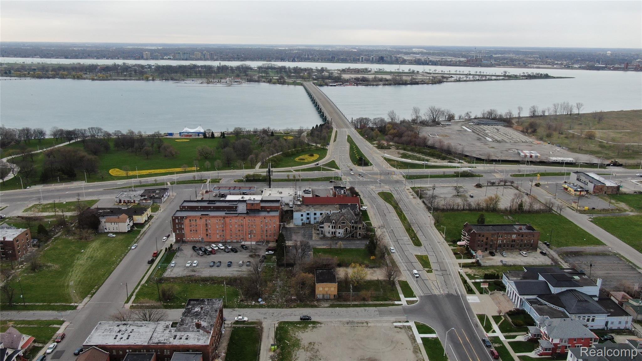 130 E Grand Boulevard Detroit City MI 48207