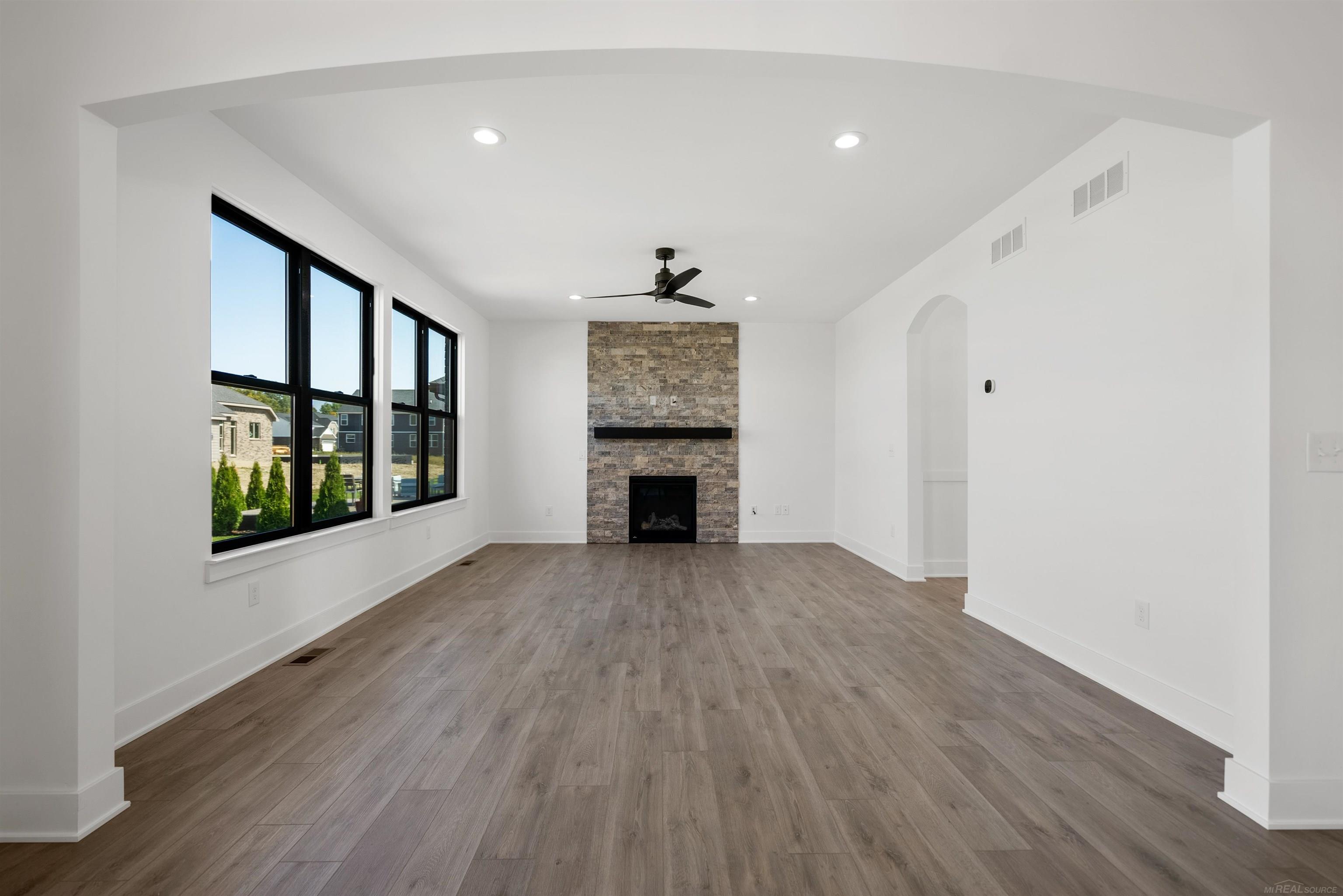 16777 Trajan Lane Macomb Township MI 48044