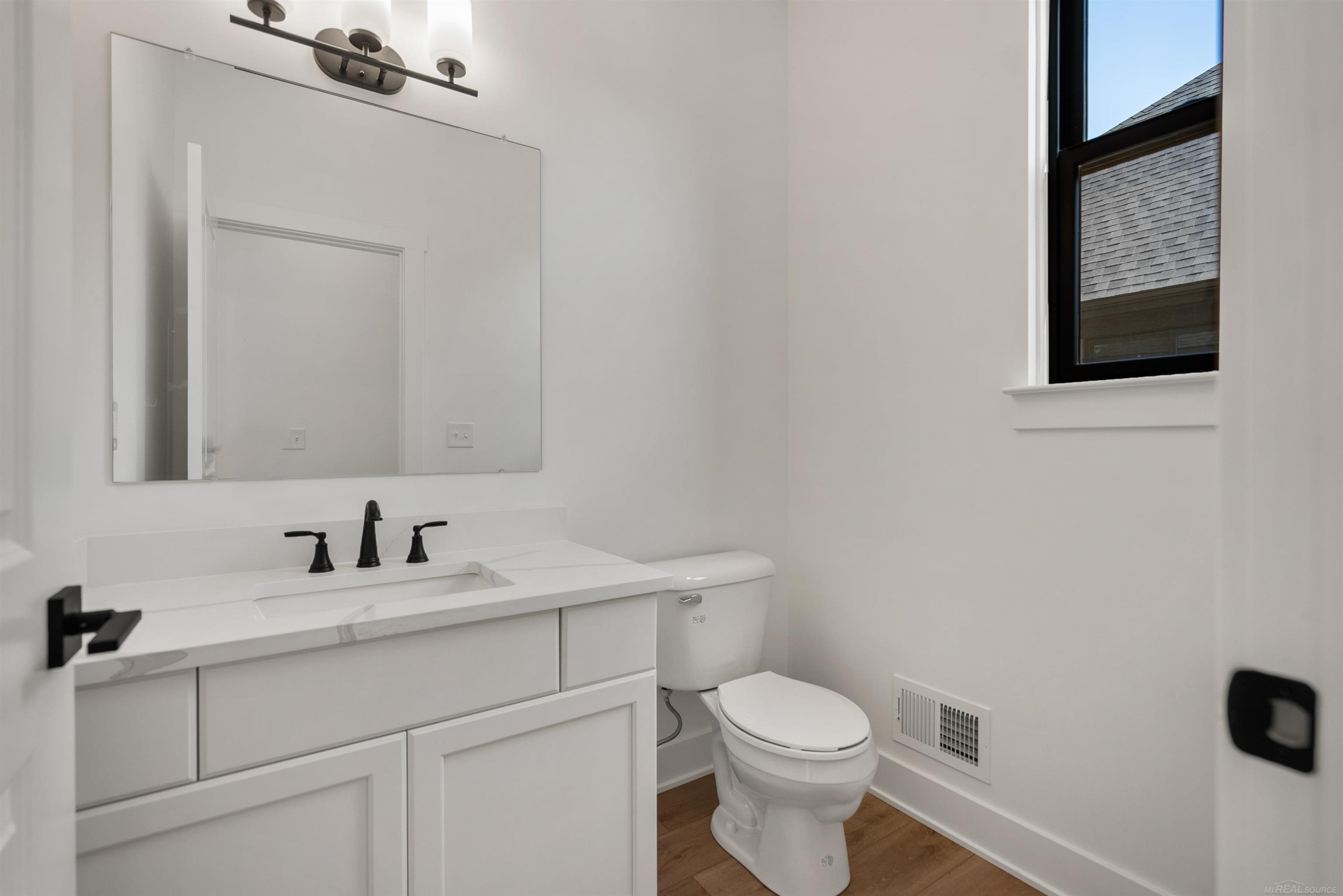 16777 Trajan Lane Macomb Township MI 48044