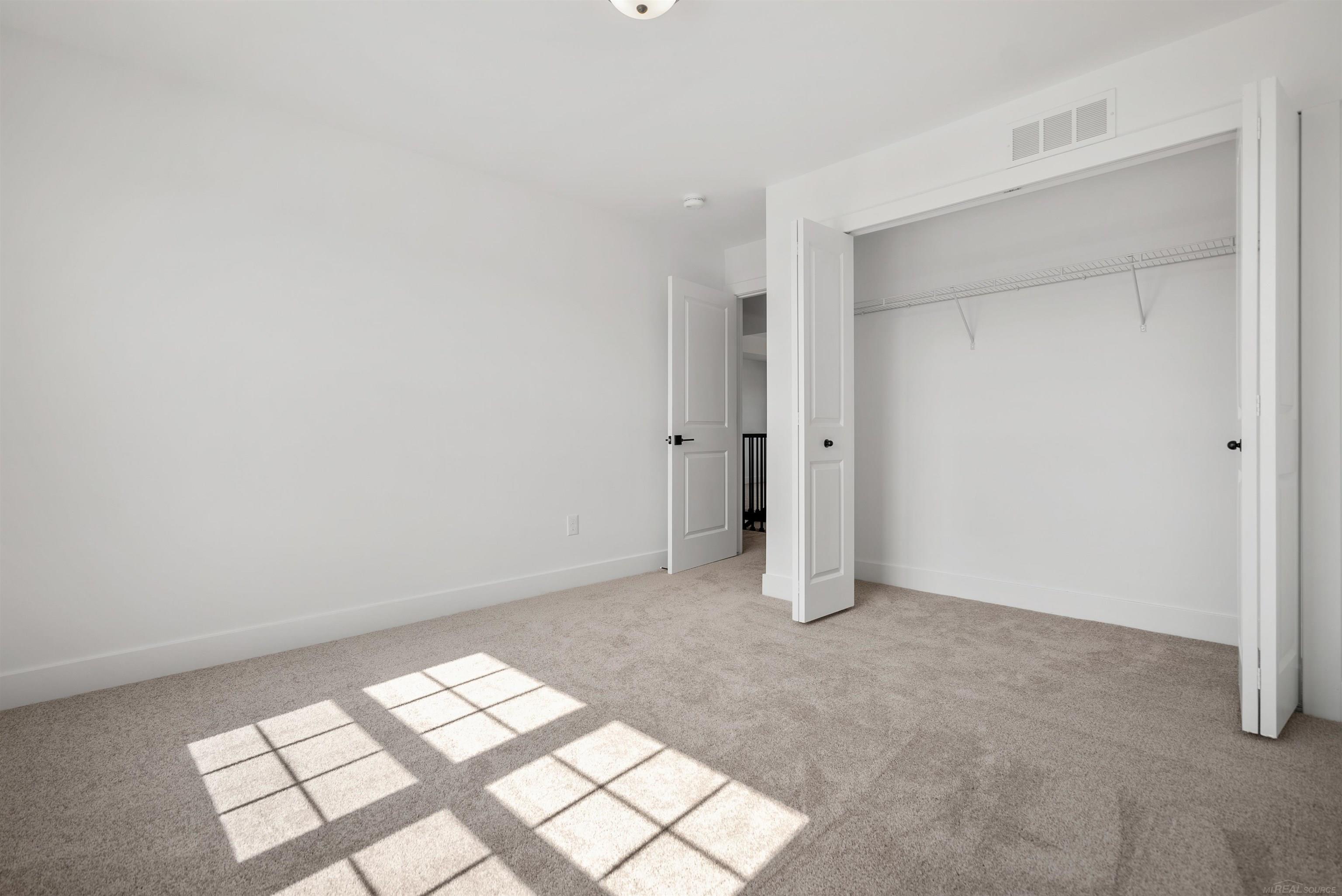 16777 Trajan Lane Macomb Township MI 48044