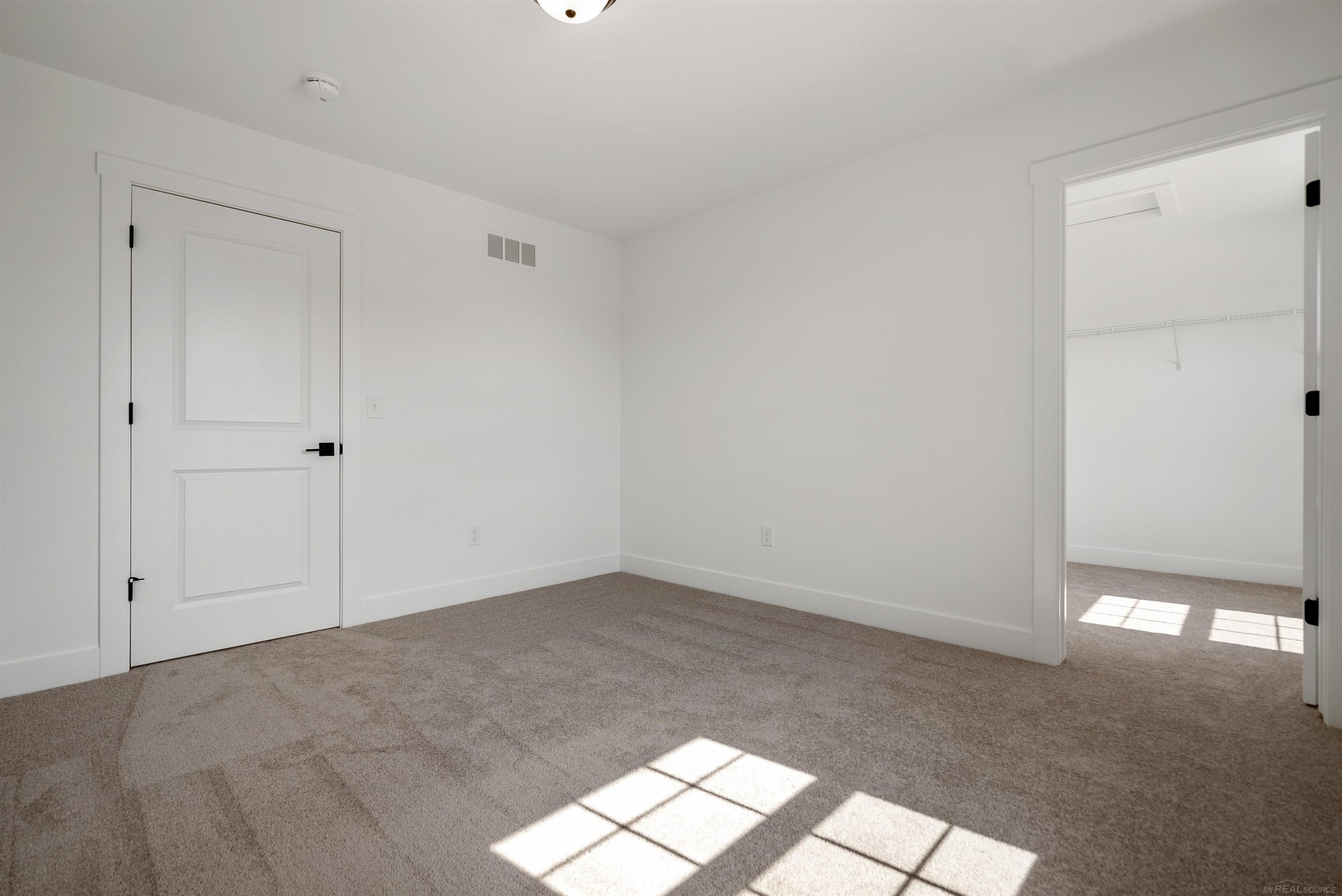 16777 Trajan Lane Macomb Township MI 48044
