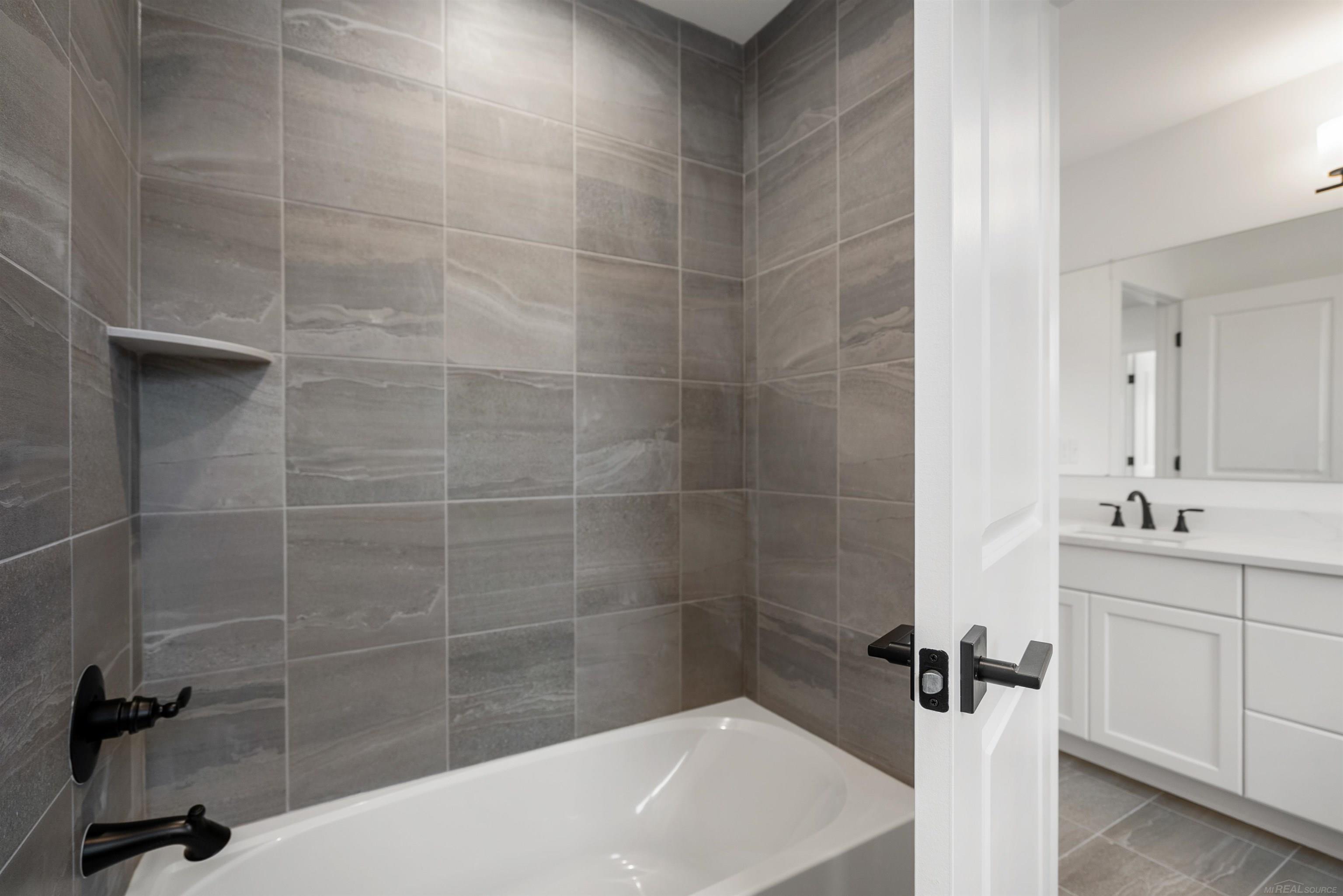 16777 Trajan Lane Macomb Township MI 48044