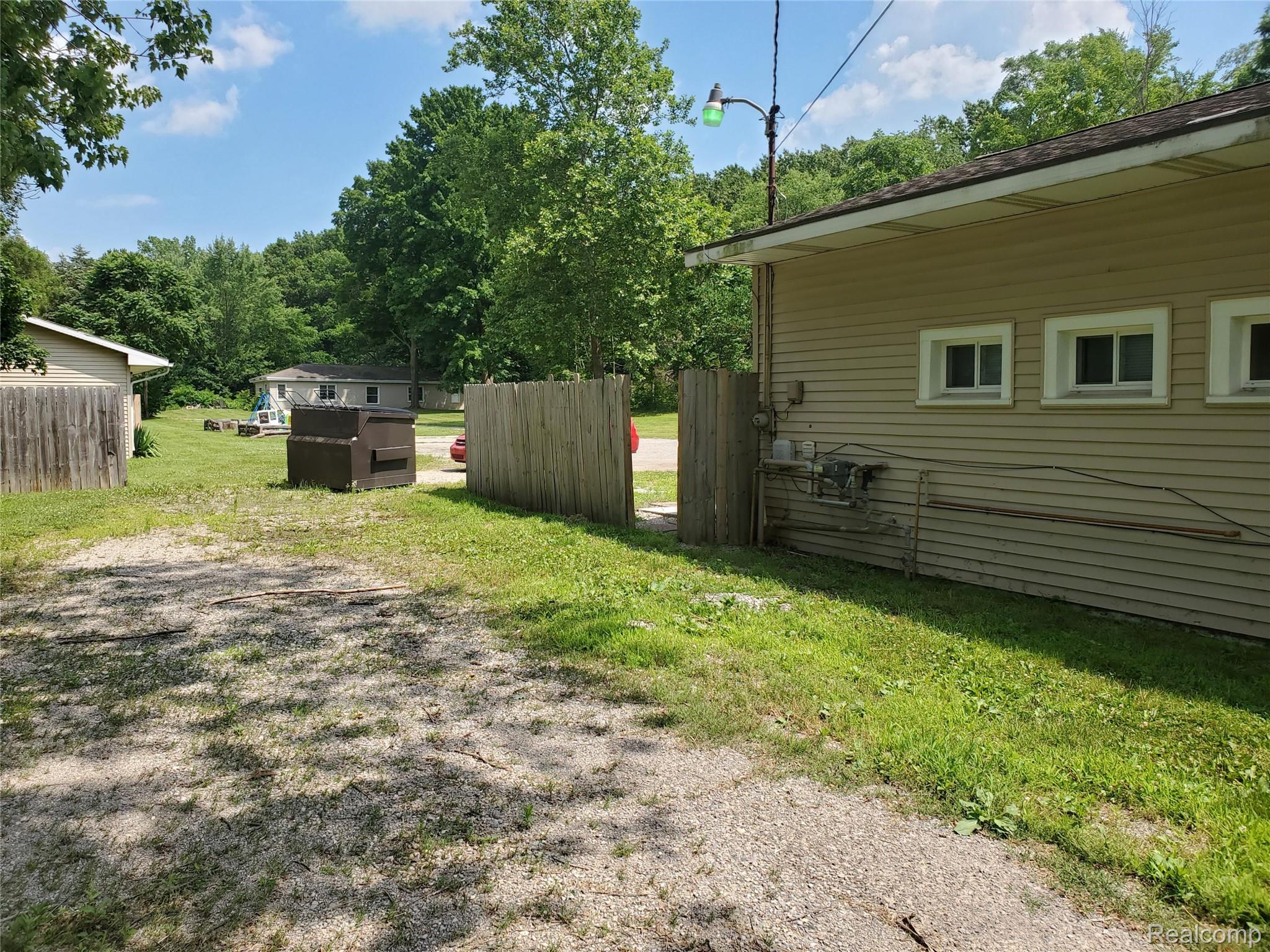 11549 S Us Highway 27 Dewitt City MI 48820