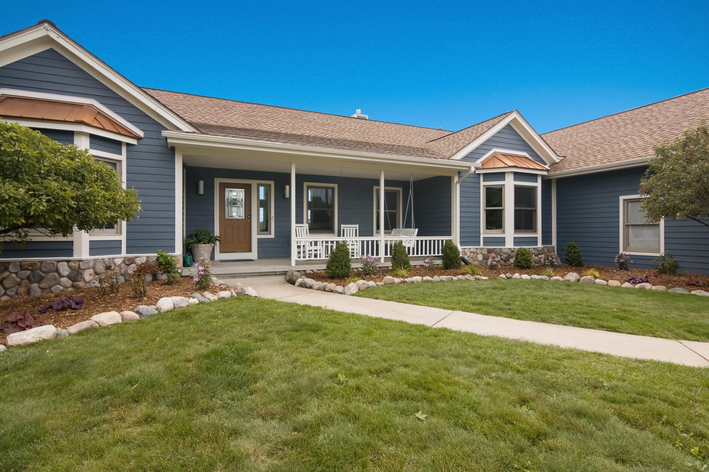 5166 Arrowhead Acme Township MI 49690