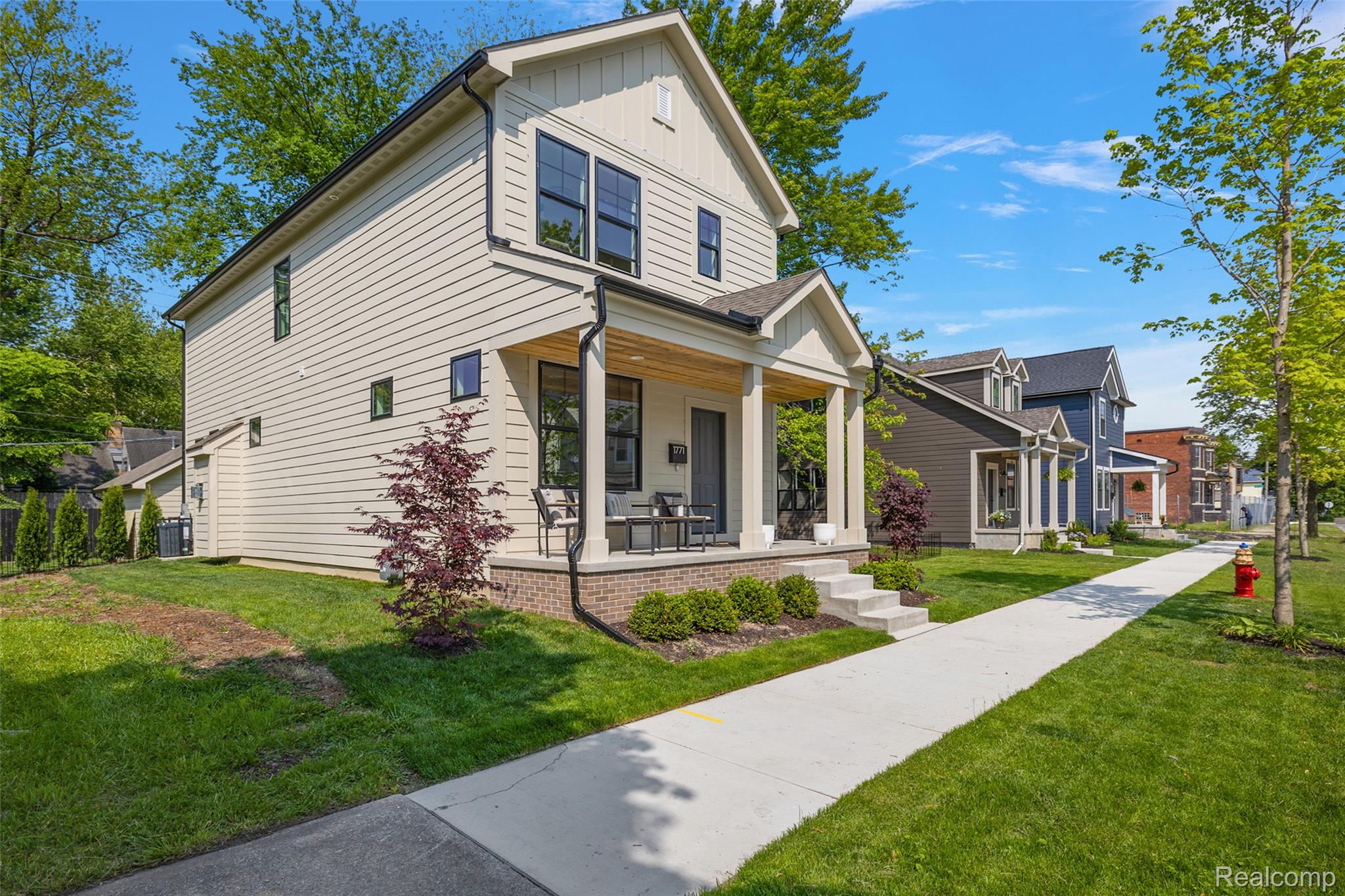 1463 Fischer Street Detroit City MI 48214