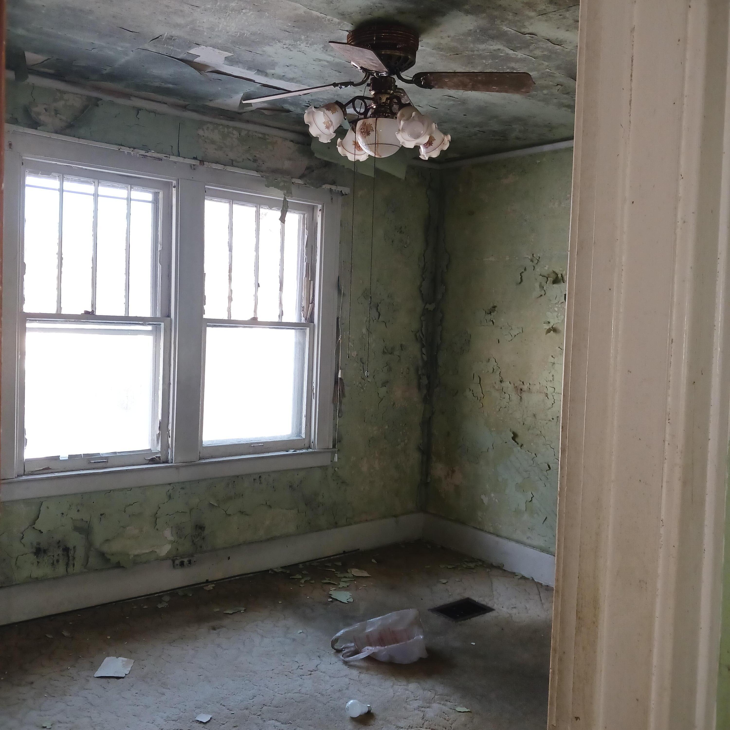 2701 W Philadelphia Street Detroit City MI 48206