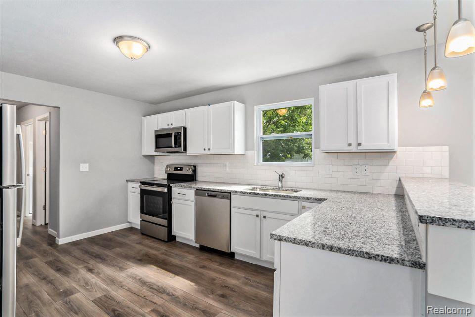 8390 Majestic Boulevard Handy Township MI 48836