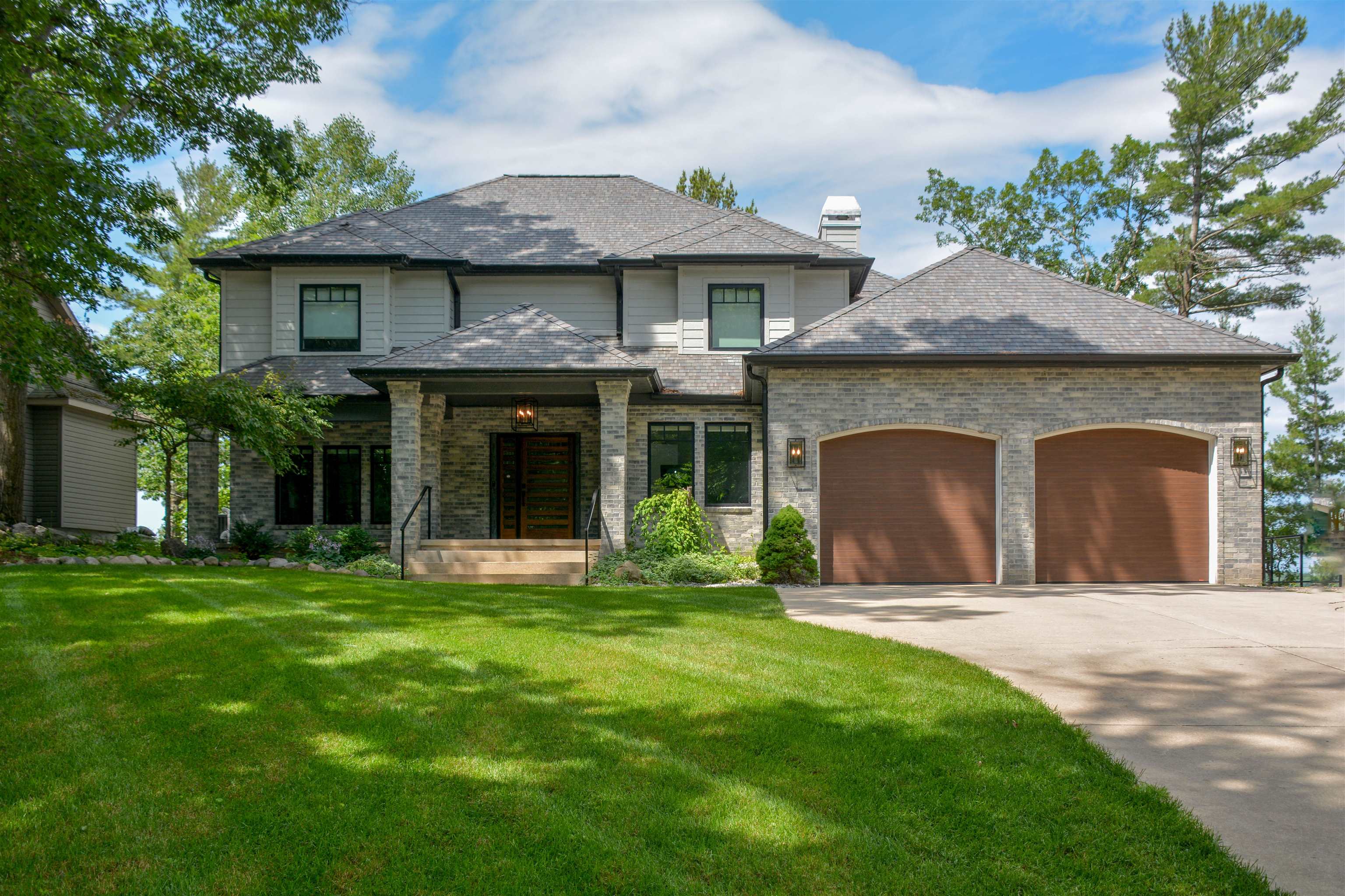 5568 Lakeview Drive Green Lake Township MI 49643