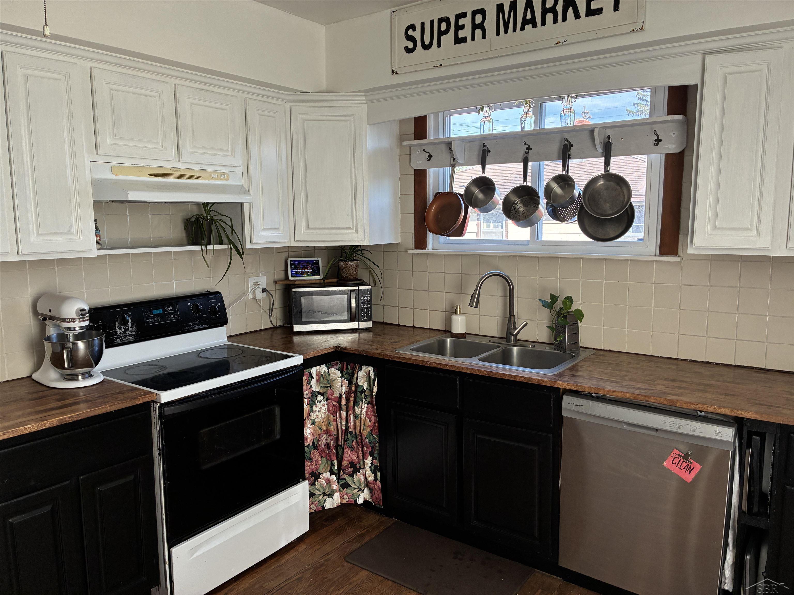100 N Tuscola Road Hampton Charter Township MI 48708