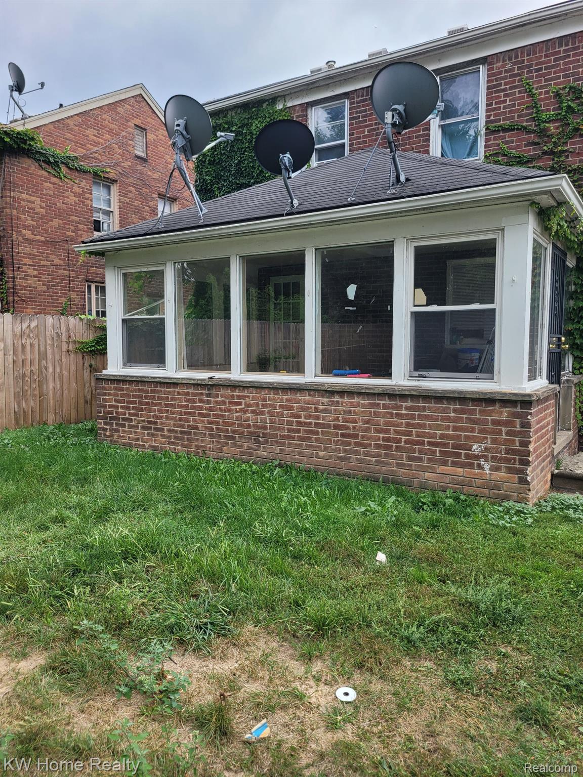 7266 W Outer Drive Detroit City MI 48235