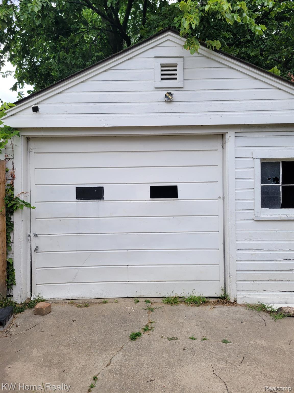 7266 W Outer Drive Detroit City MI 48235