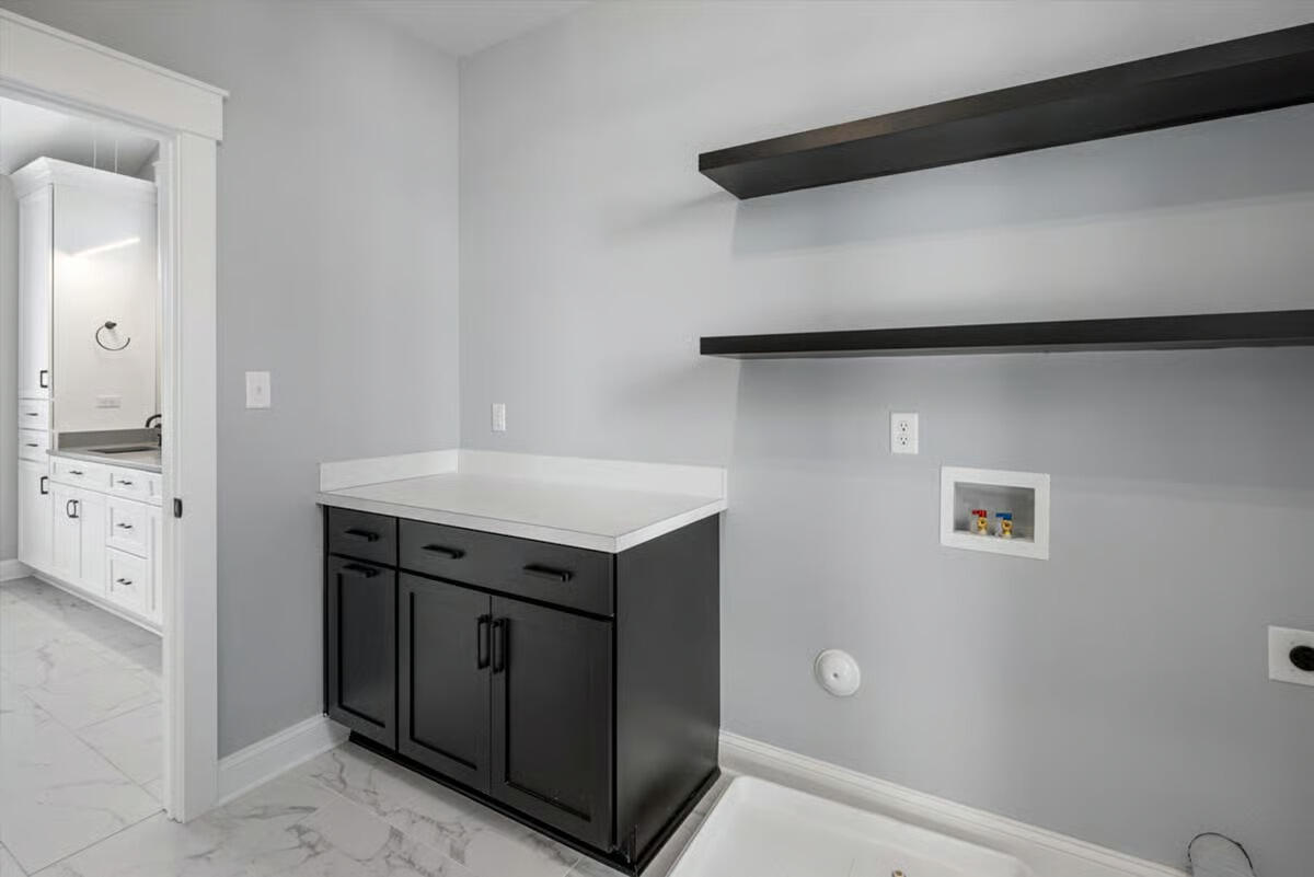 21445 N Dixboro Road Green Oak Township MI 48178