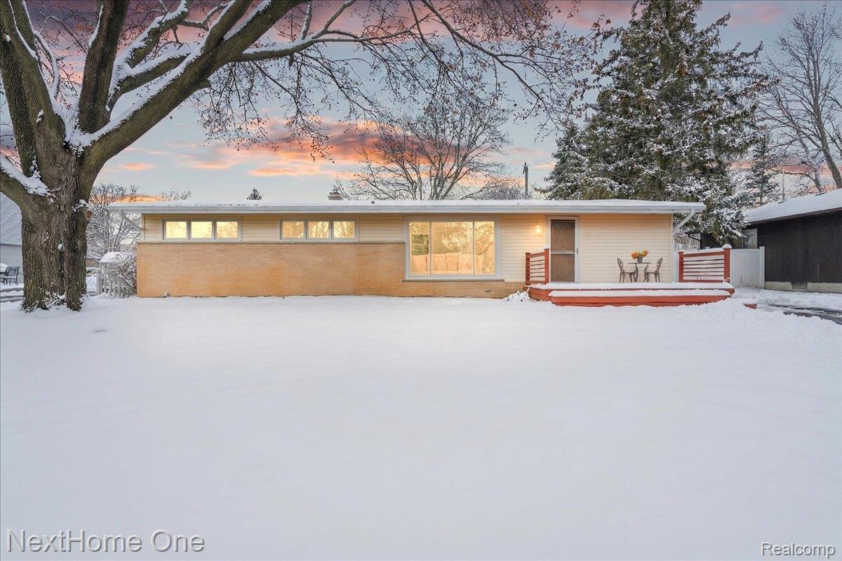 60658 Sue Street South Lyon City MI 48178