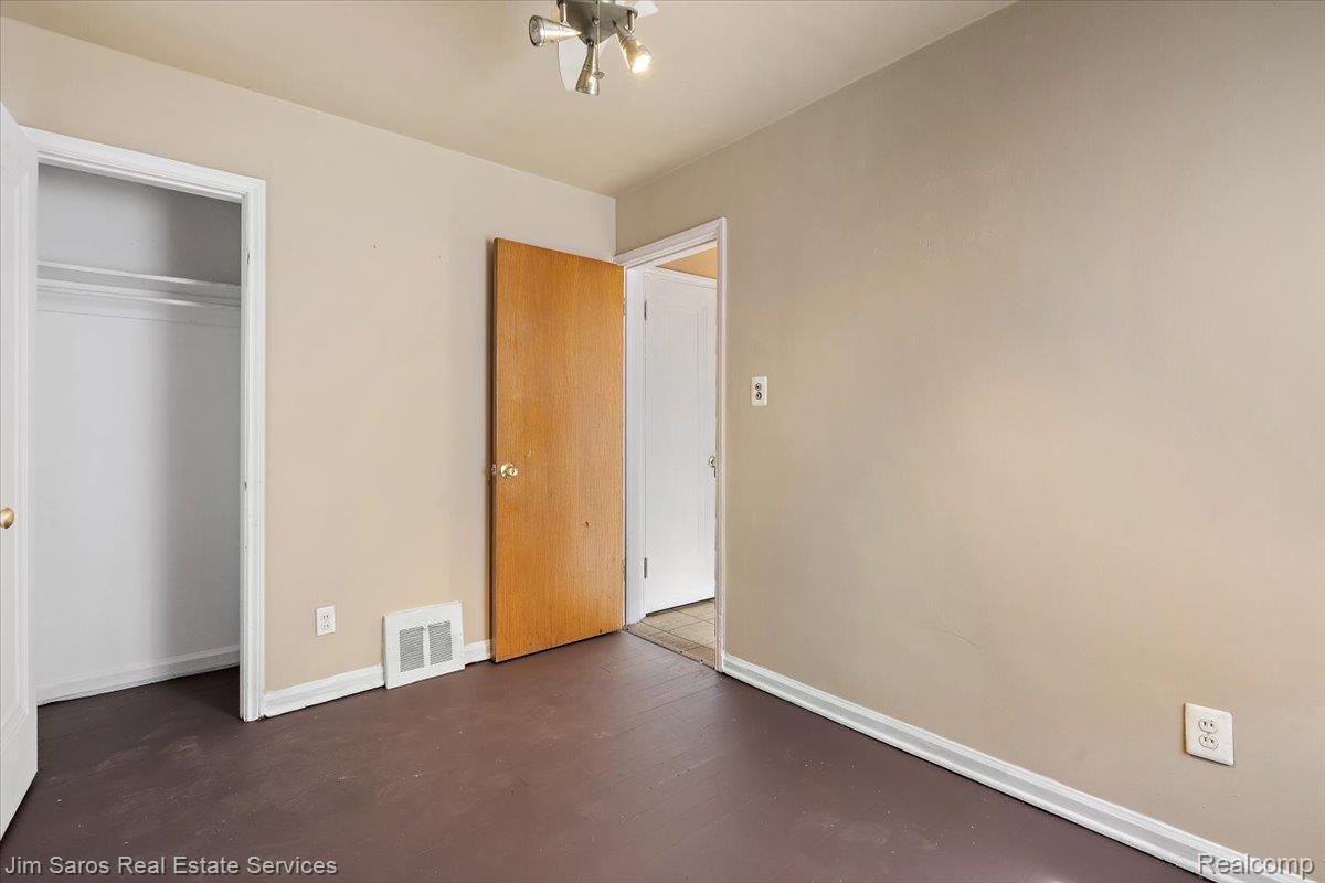 2962 Ewald Circle Detroit City MI 48238